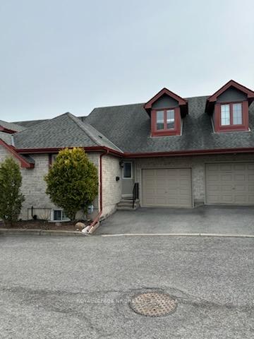 Front of Unit 2, 10 Pine Street N