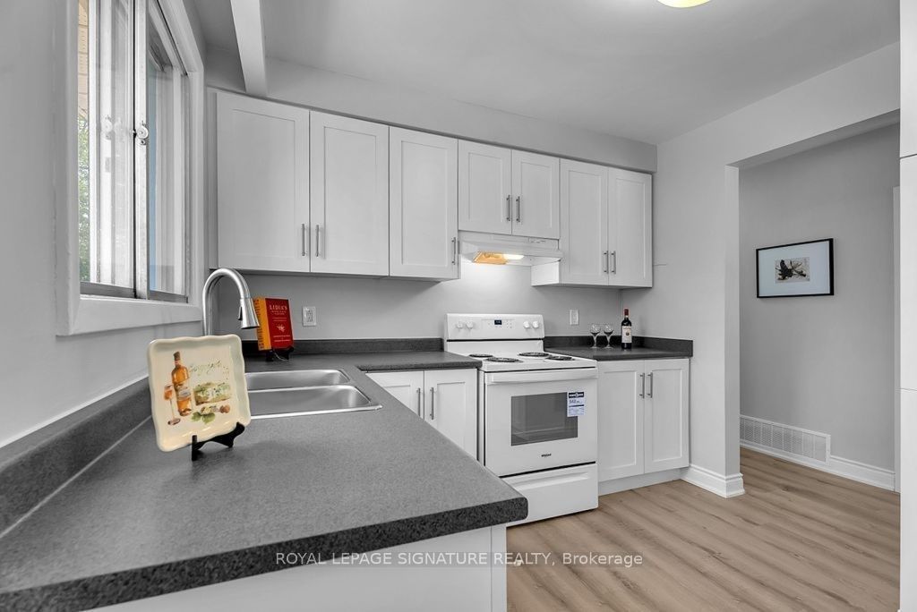 Photo 47 of 47 Aurora Heights Drive, Aurora, Aurora Heights — HOMEH