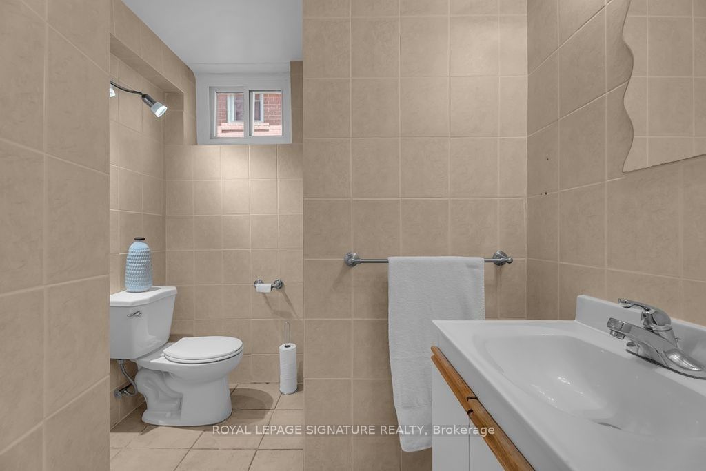 Photo 69 of 47 Aurora Heights Drive, Aurora, Aurora Heights — HOMEH