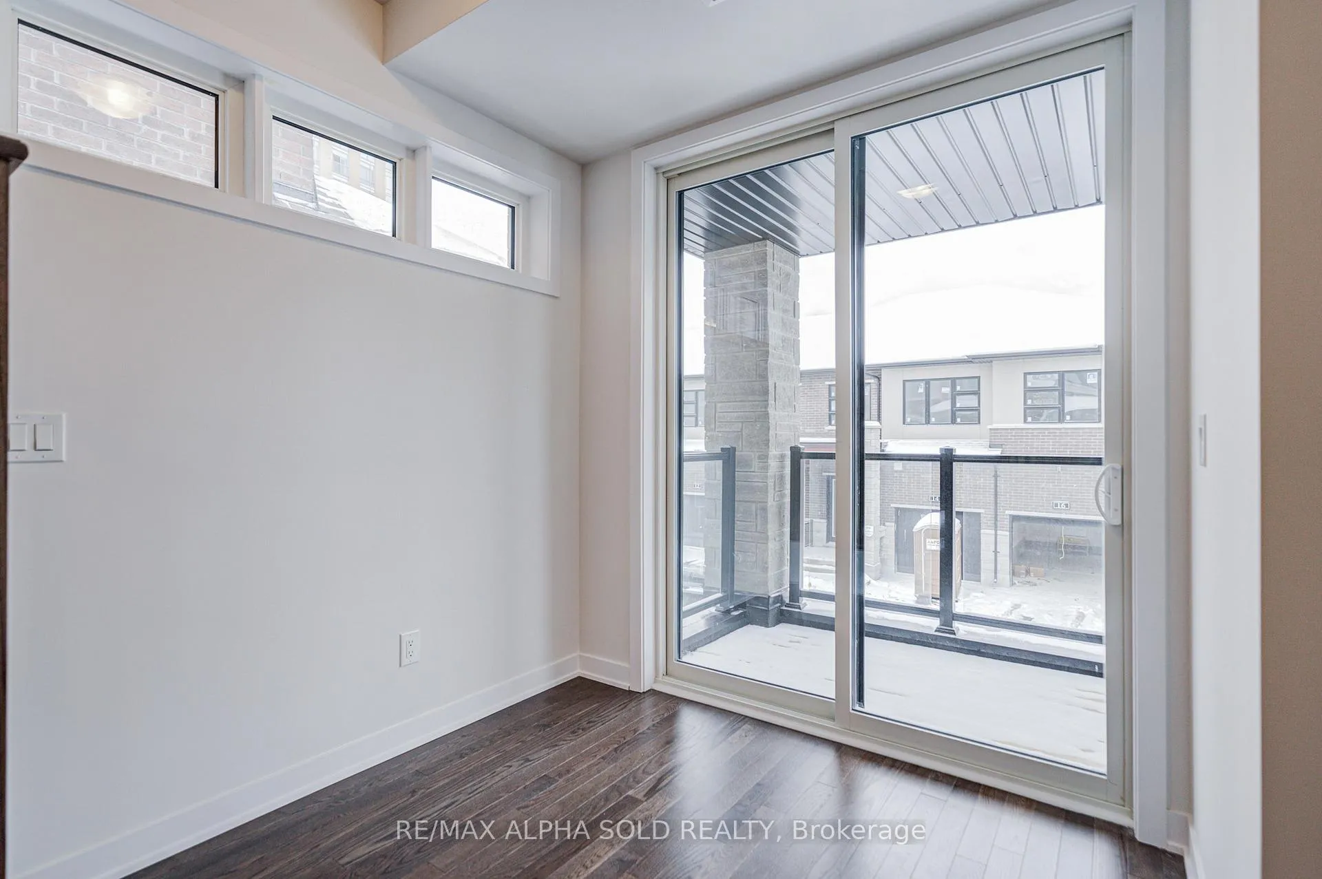 Photo 19 of 11 John Canning Way, Markham, Unionville — HOMEH