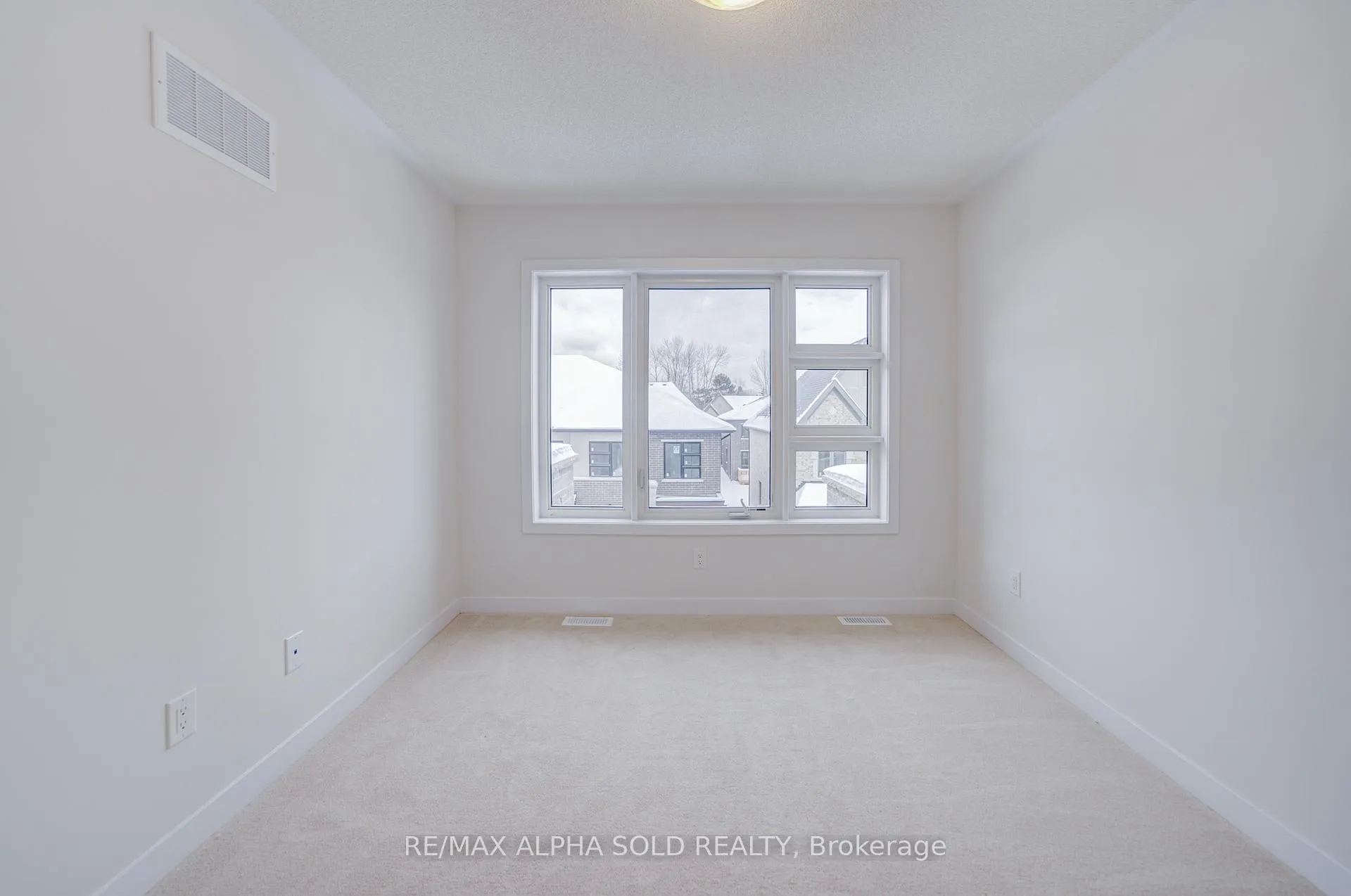 Photo 29 of 11 John Canning Way, Markham, Unionville — HOMEH