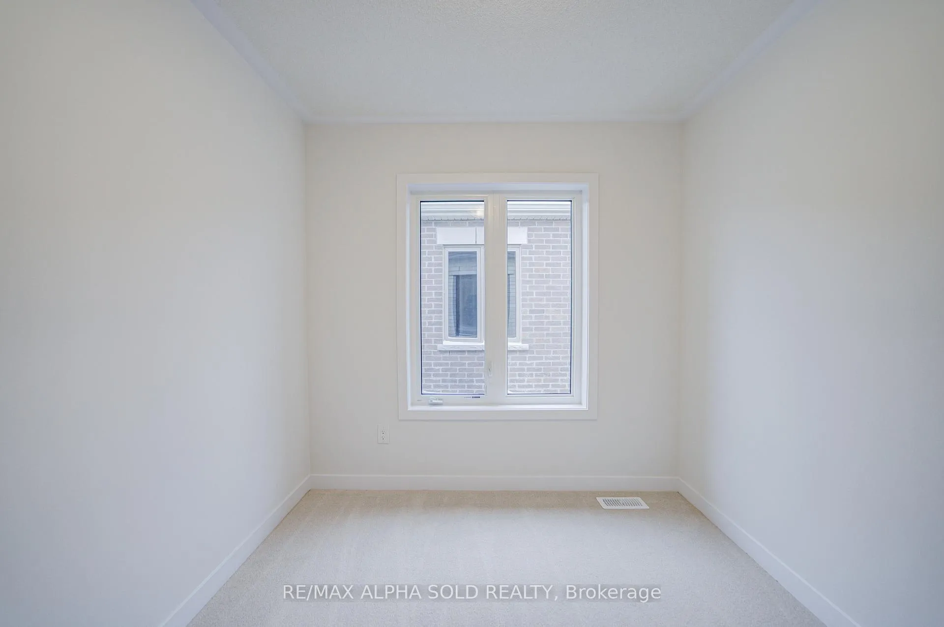 Photo 38 of 11 John Canning Way, Markham, Unionville — HOMEH