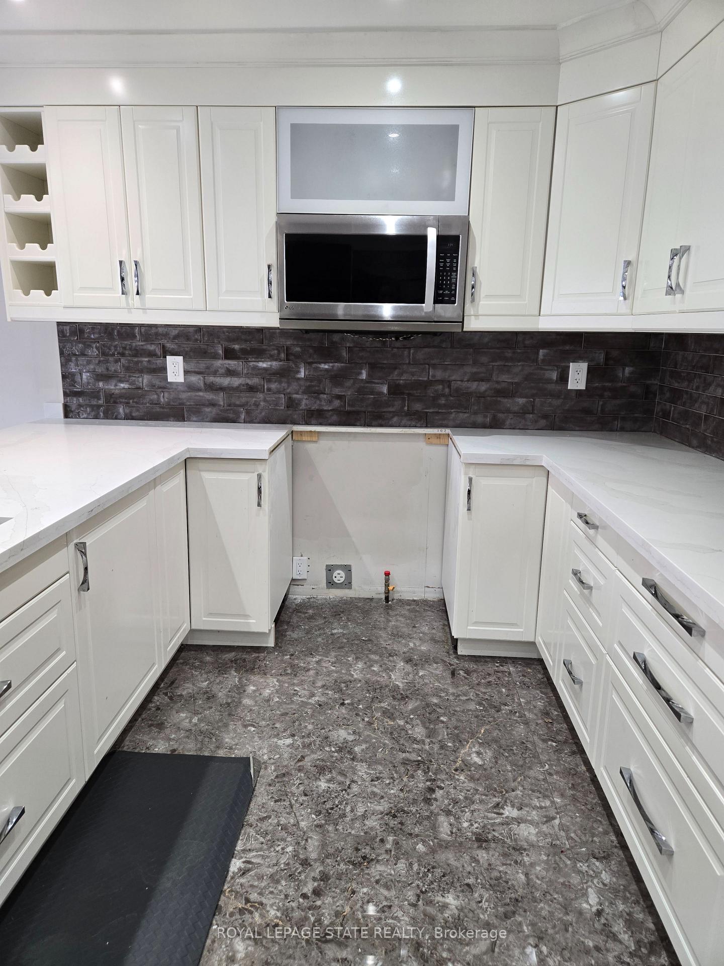 Photo 6 of 40 Vaughn Drive, Thorold, Hurricane/Merrittville — HOMEH