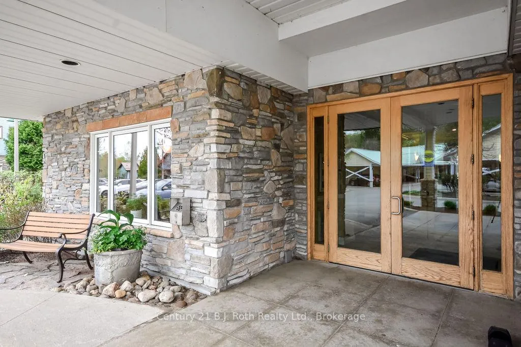 Photo 6 of Unit 507, 110 Steamship Bay Road, Gravenhurst, Muskoka (S) — HOMEH