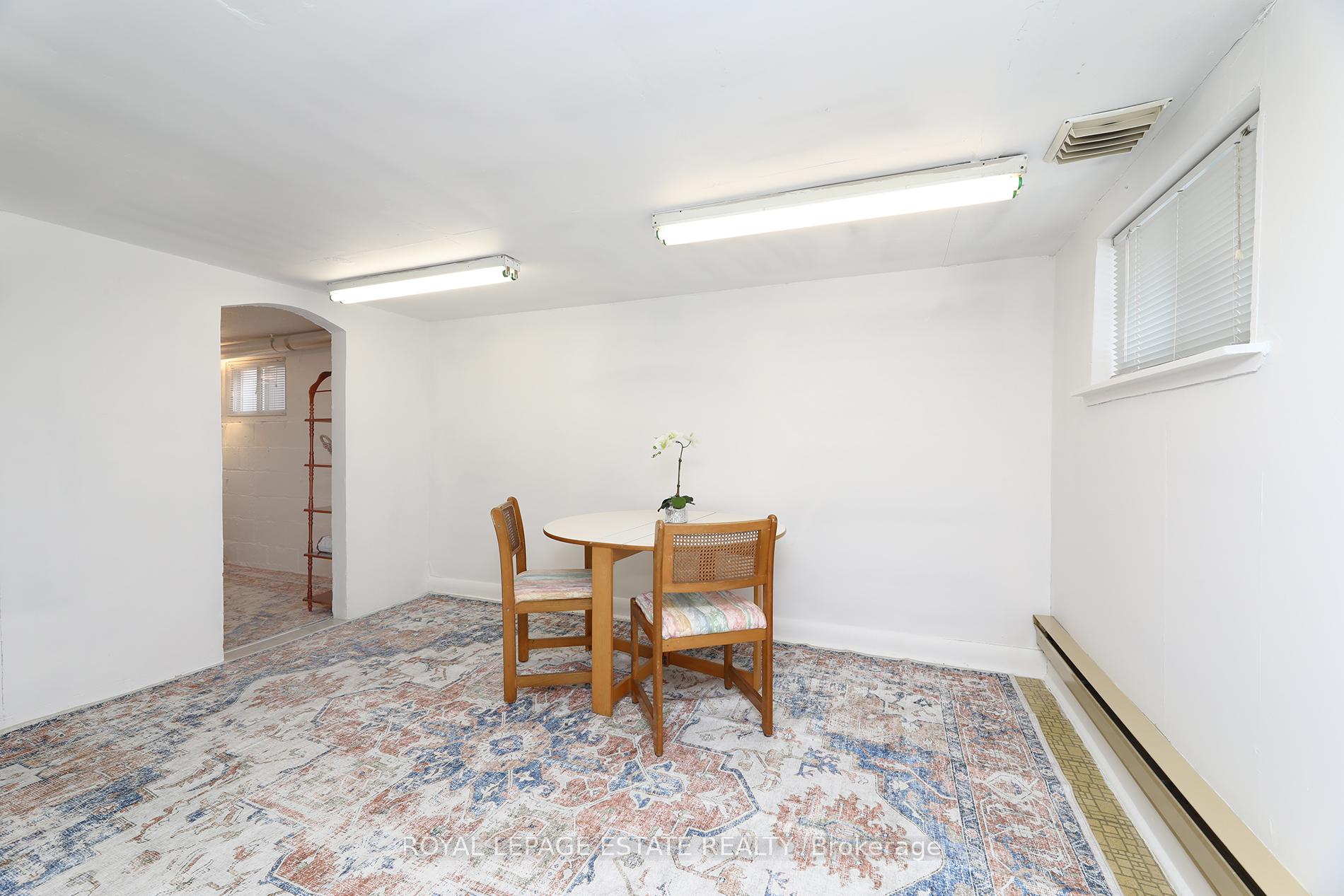 Photo 15 of 50 Binswood Avenue, Toronto, Danforth Village-East York — HOMEH