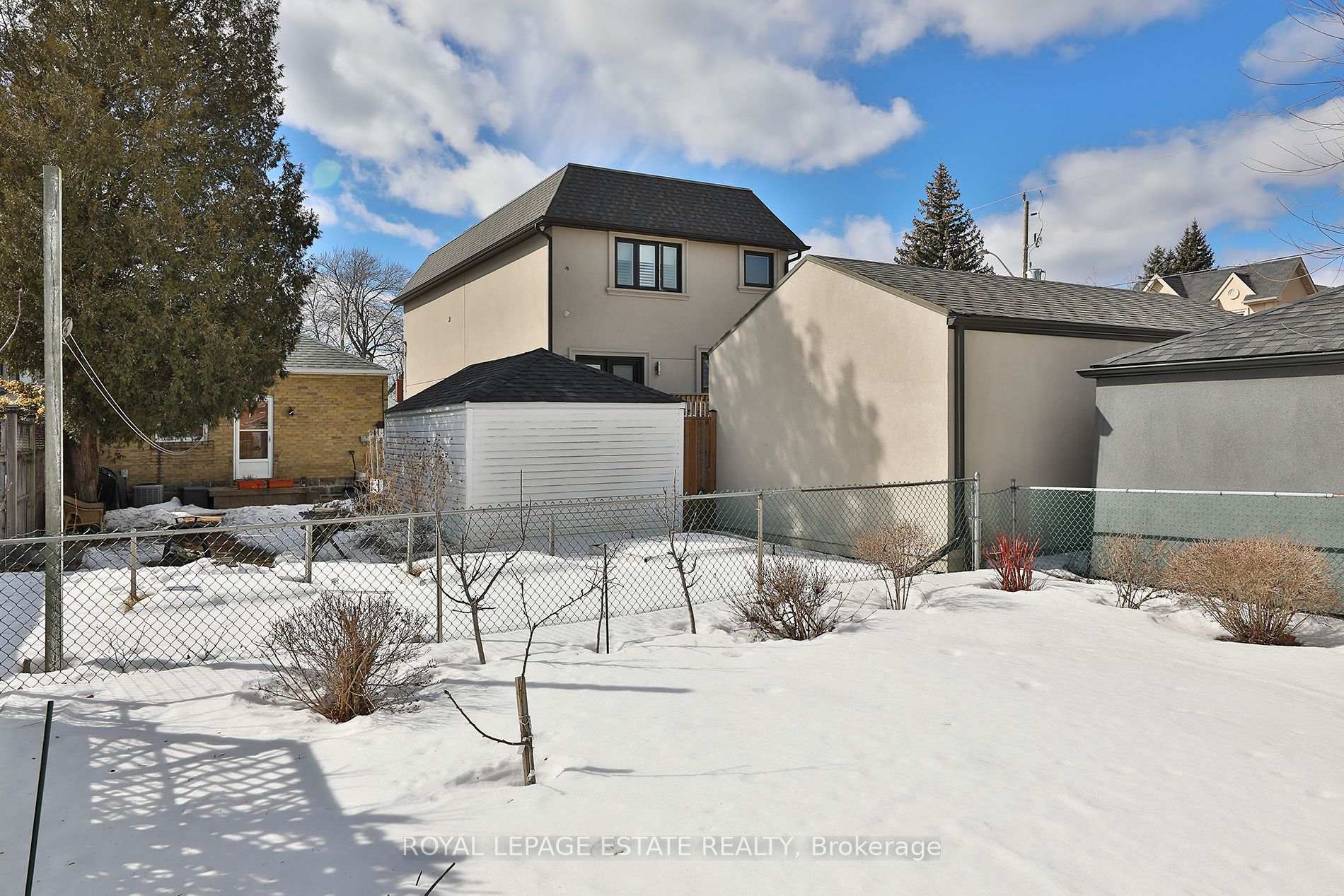 Photo 23 of 50 Binswood Avenue, Toronto, Danforth Village-East York — HOMEH
