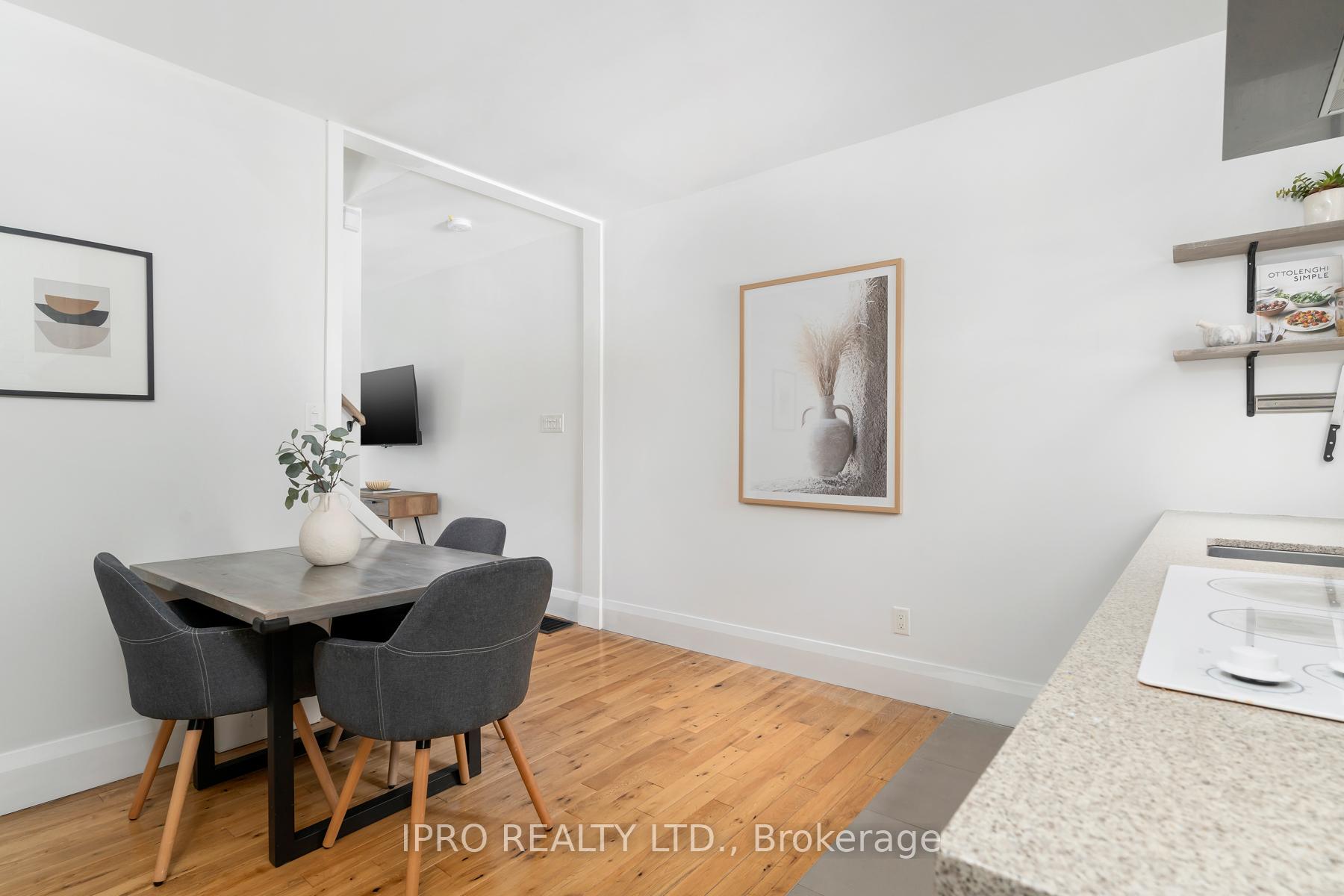 Photo 12 of 336 Cedarvale Avenue, Toronto, Woodbine-Lumsden — HOMEH