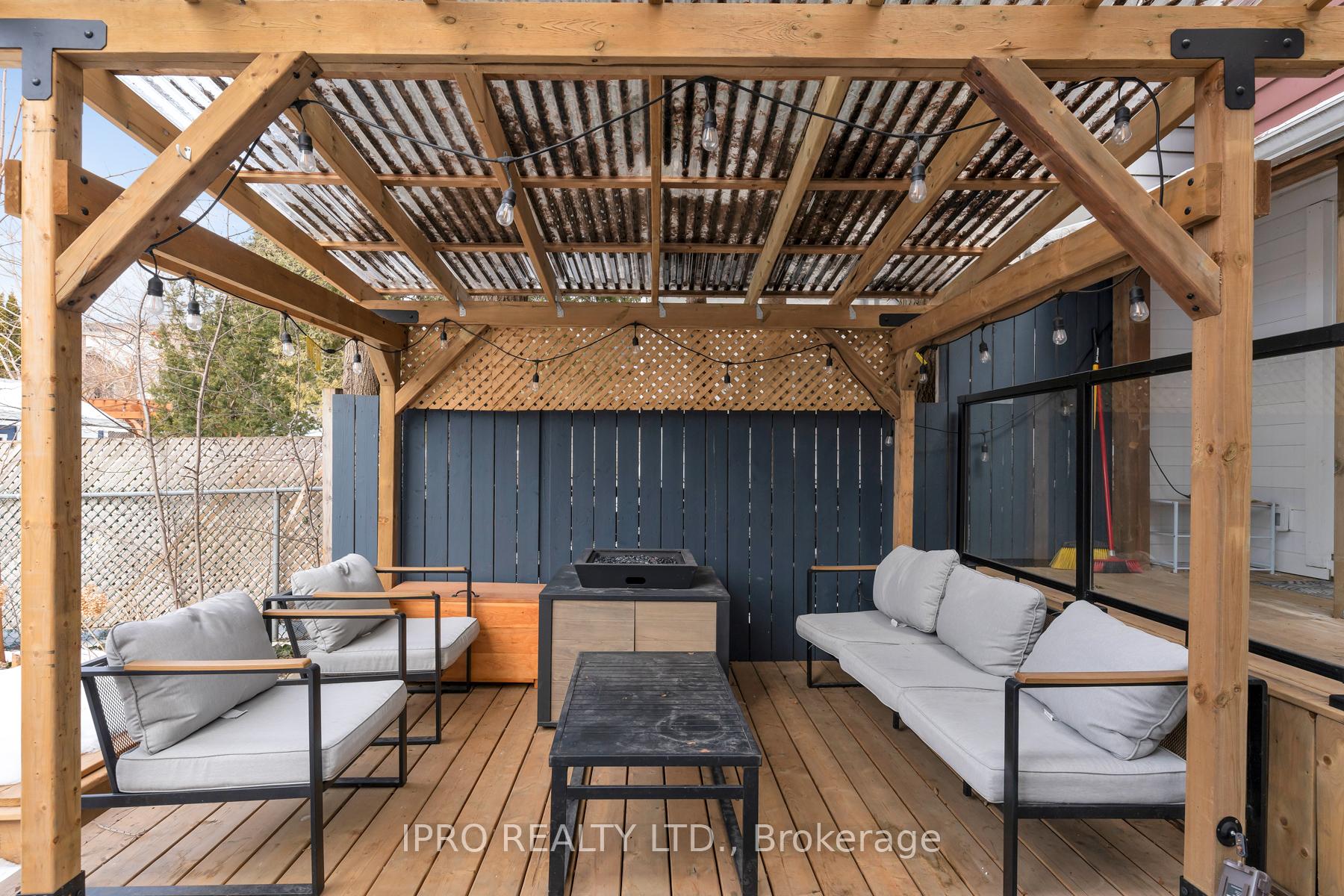 Photo 27 of 336 Cedarvale Avenue, Toronto, Woodbine-Lumsden — HOMEH
