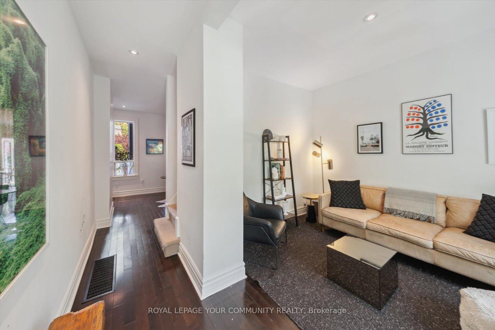 Photo 8 of 722 Adelaide Street W, Toronto, Niagara — HOMEH