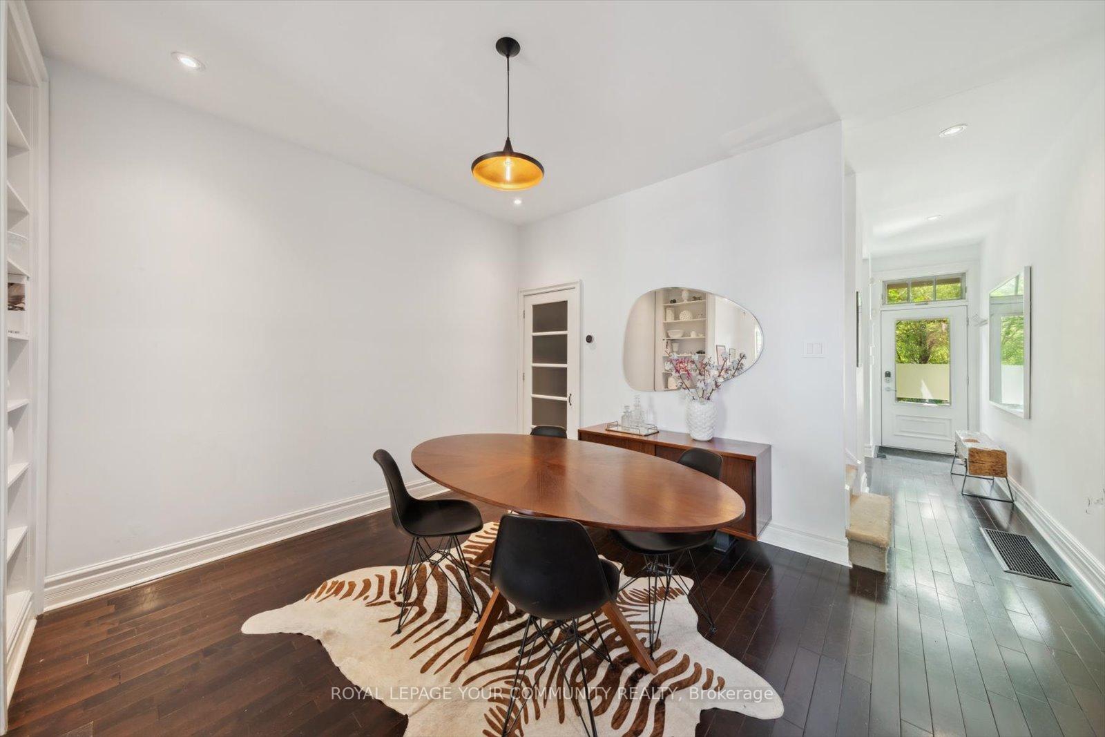 Photo 9 of 722 Adelaide Street W, Toronto, Niagara — HOMEH