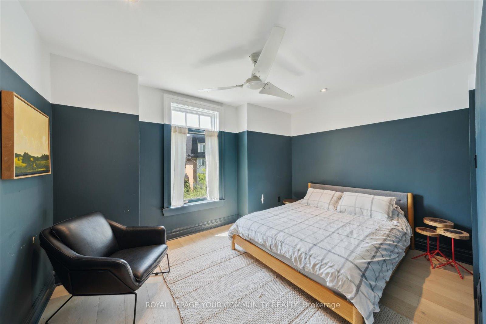 Photo 22 of 722 Adelaide Street W, Toronto, Niagara — HOMEH