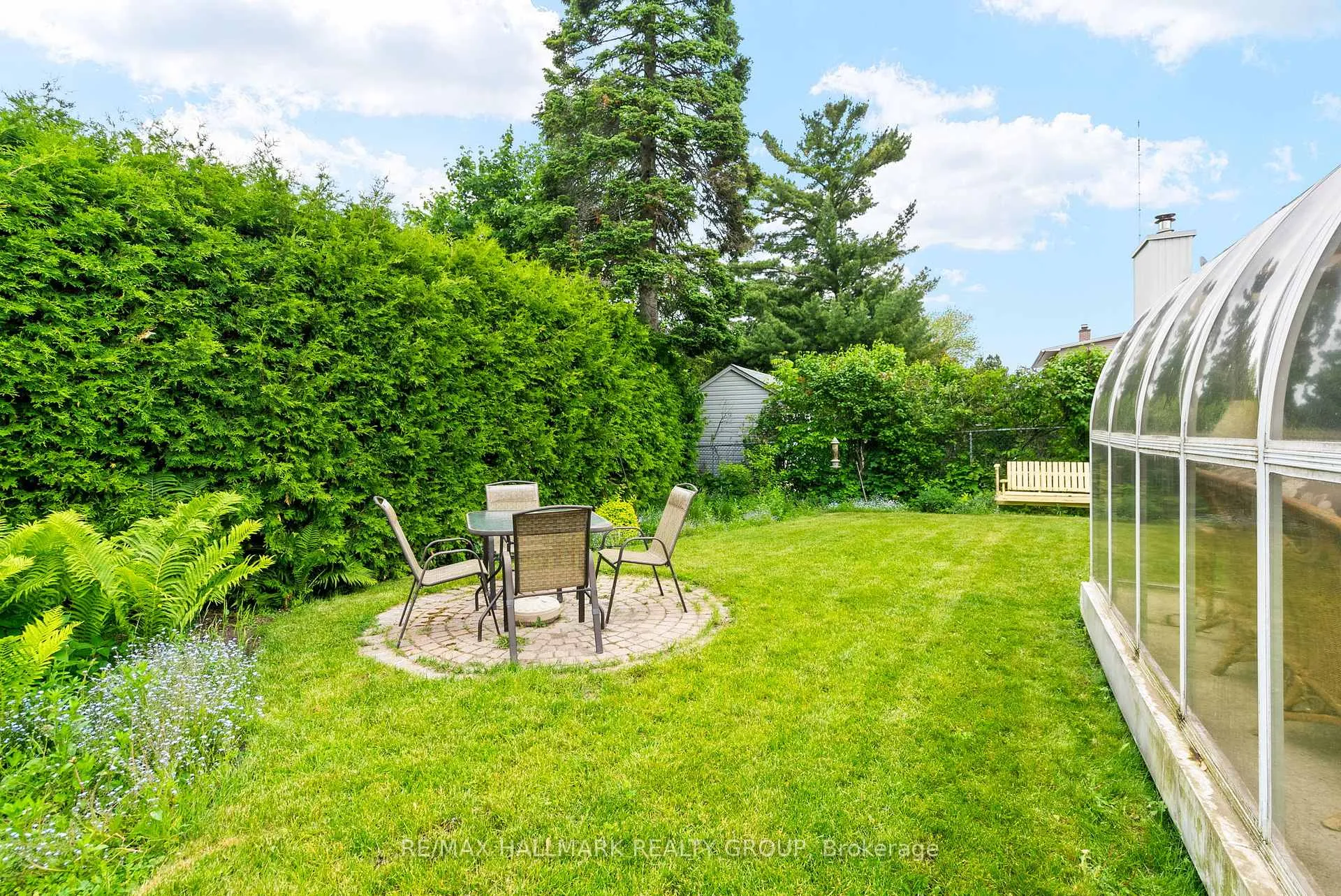 Photo 28 of 2143 Hubbard Crescent, Ottawa, Beacon Hill North — HOMEH