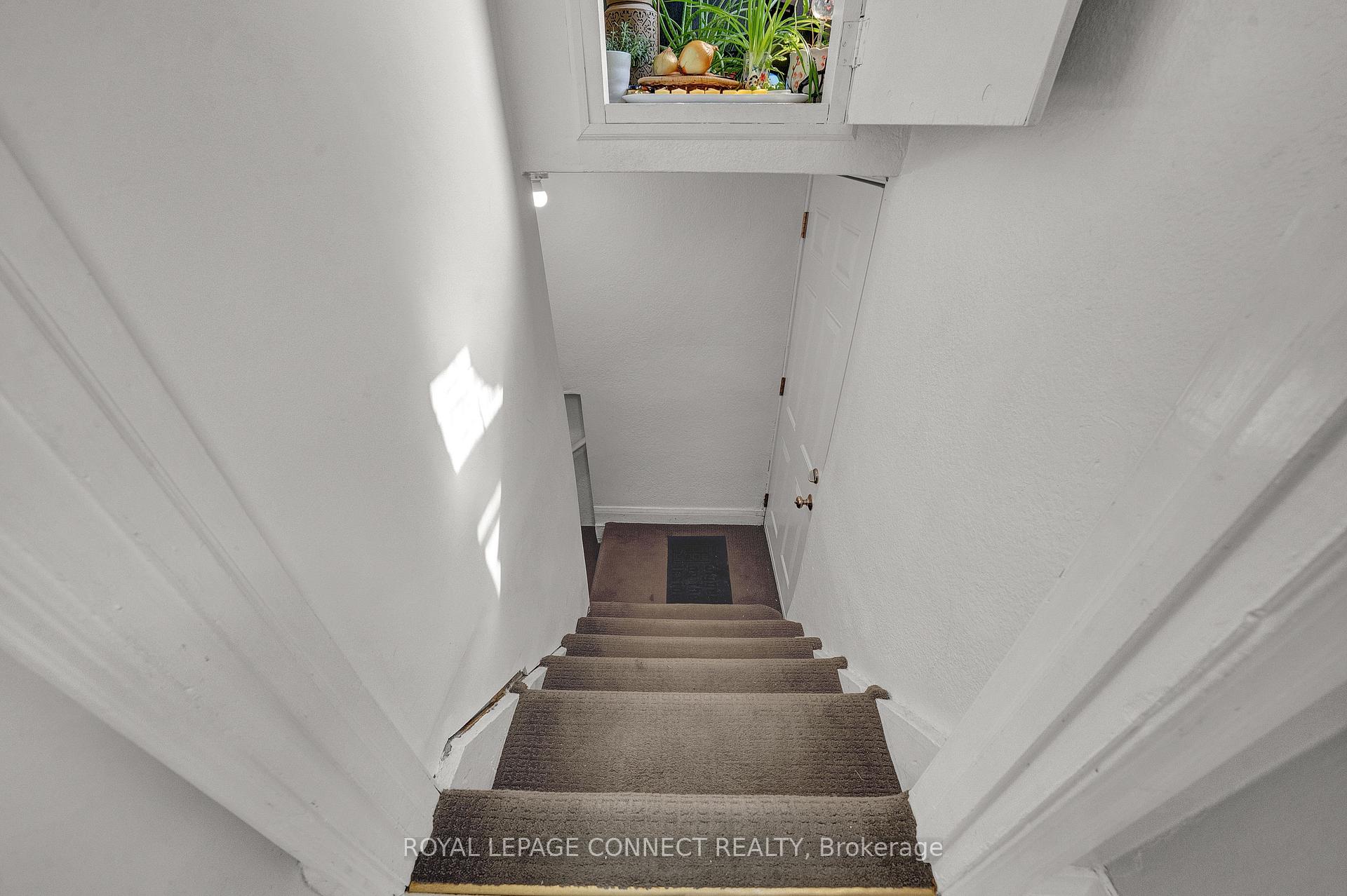 Photo 36 of 91 Lillington Avenue, Scarborough, Birchcliffe-Cliffside — HOMEH