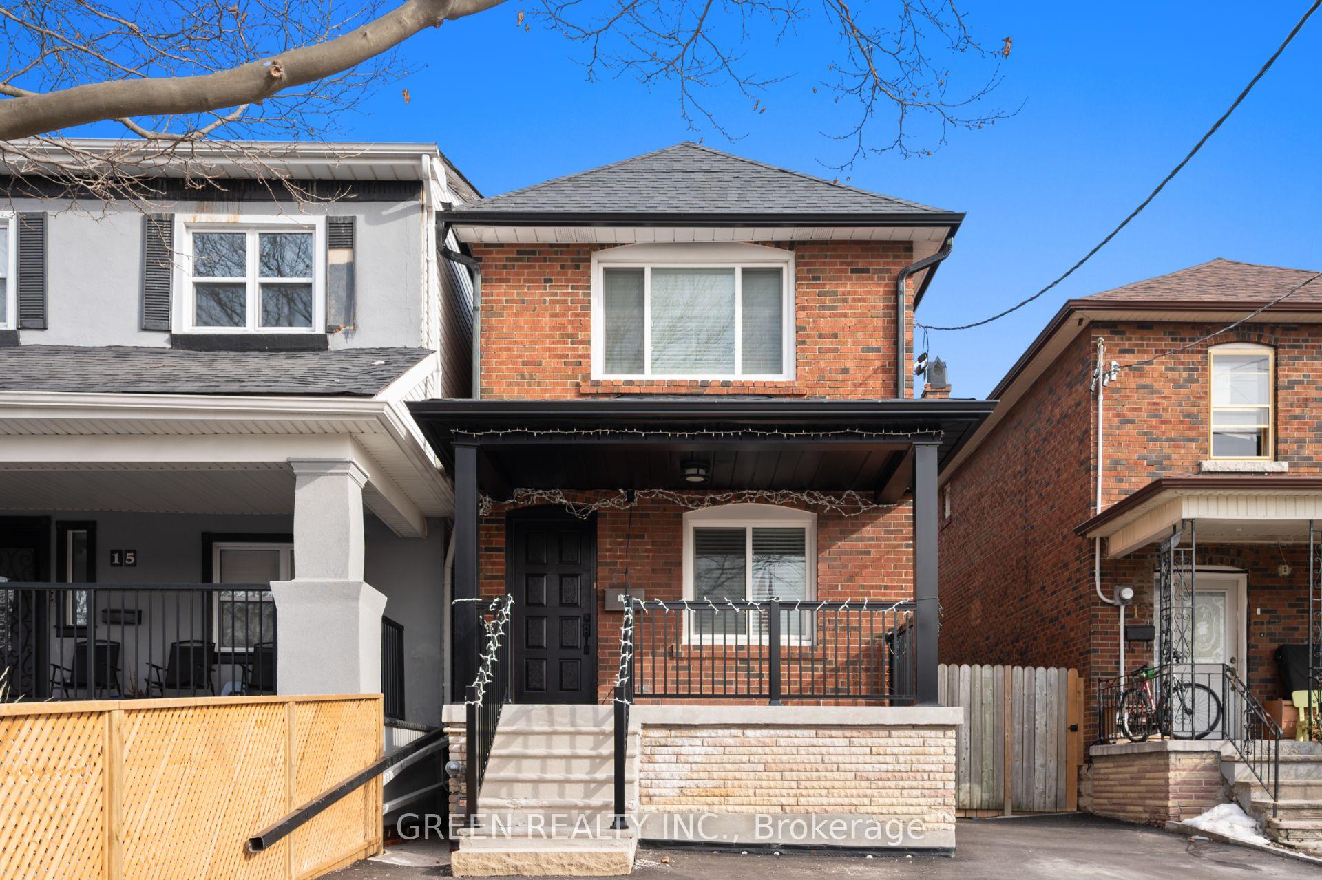 Front of Unit Basement, 15A Bansley Avenue