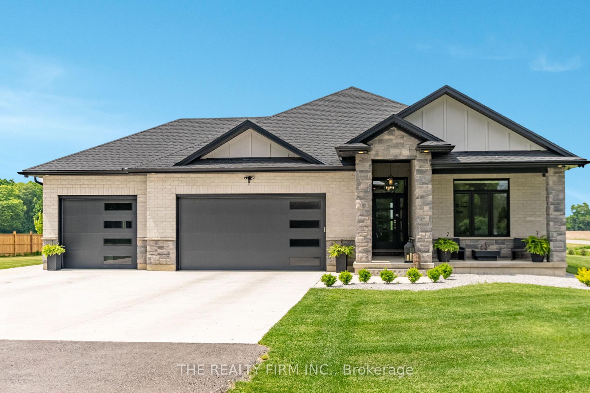 Front of 5 Grogast Court