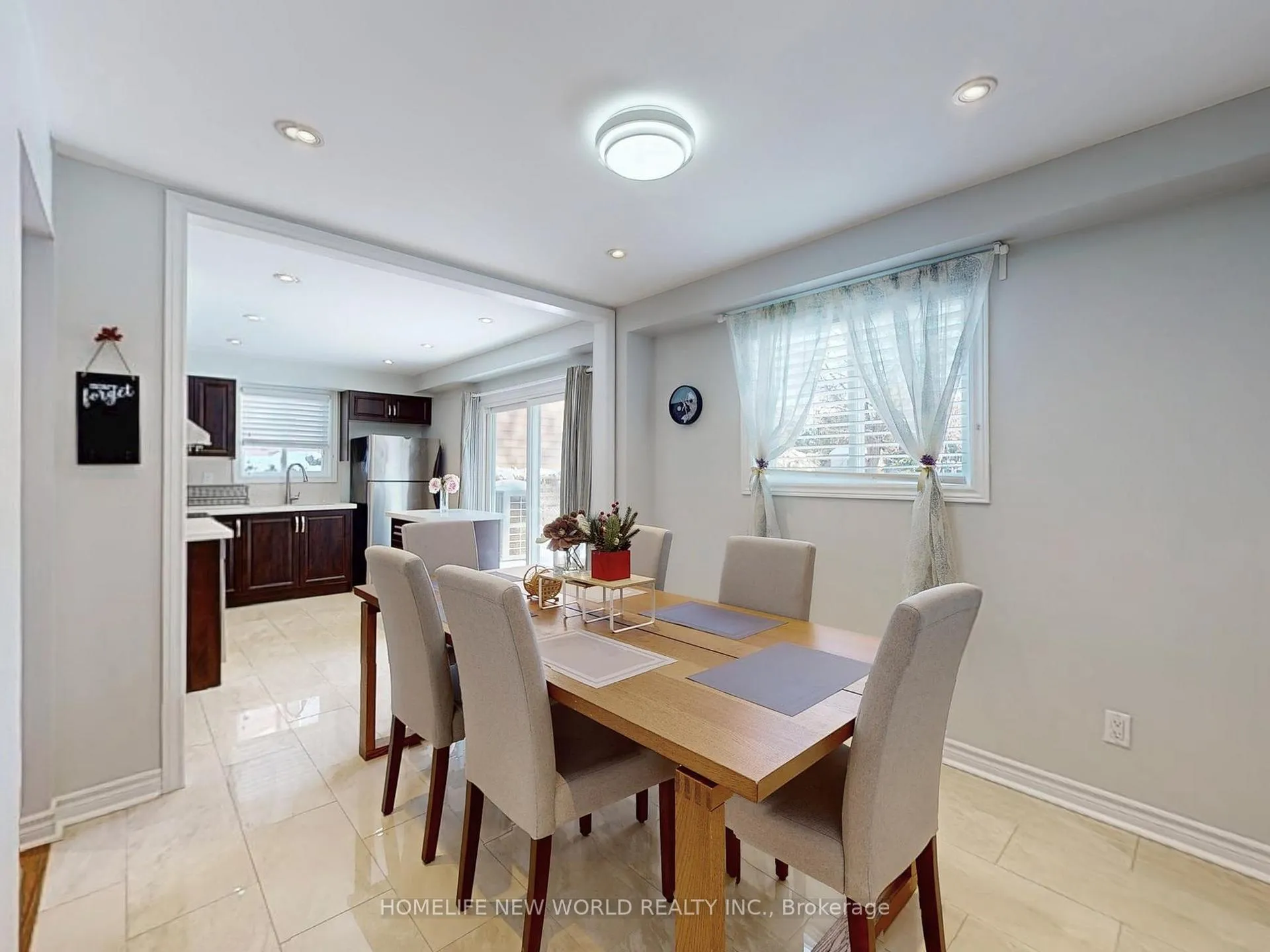 Photo 14 of 257 Cherokee Boulevard, North York, Pleasant View — HOMEH