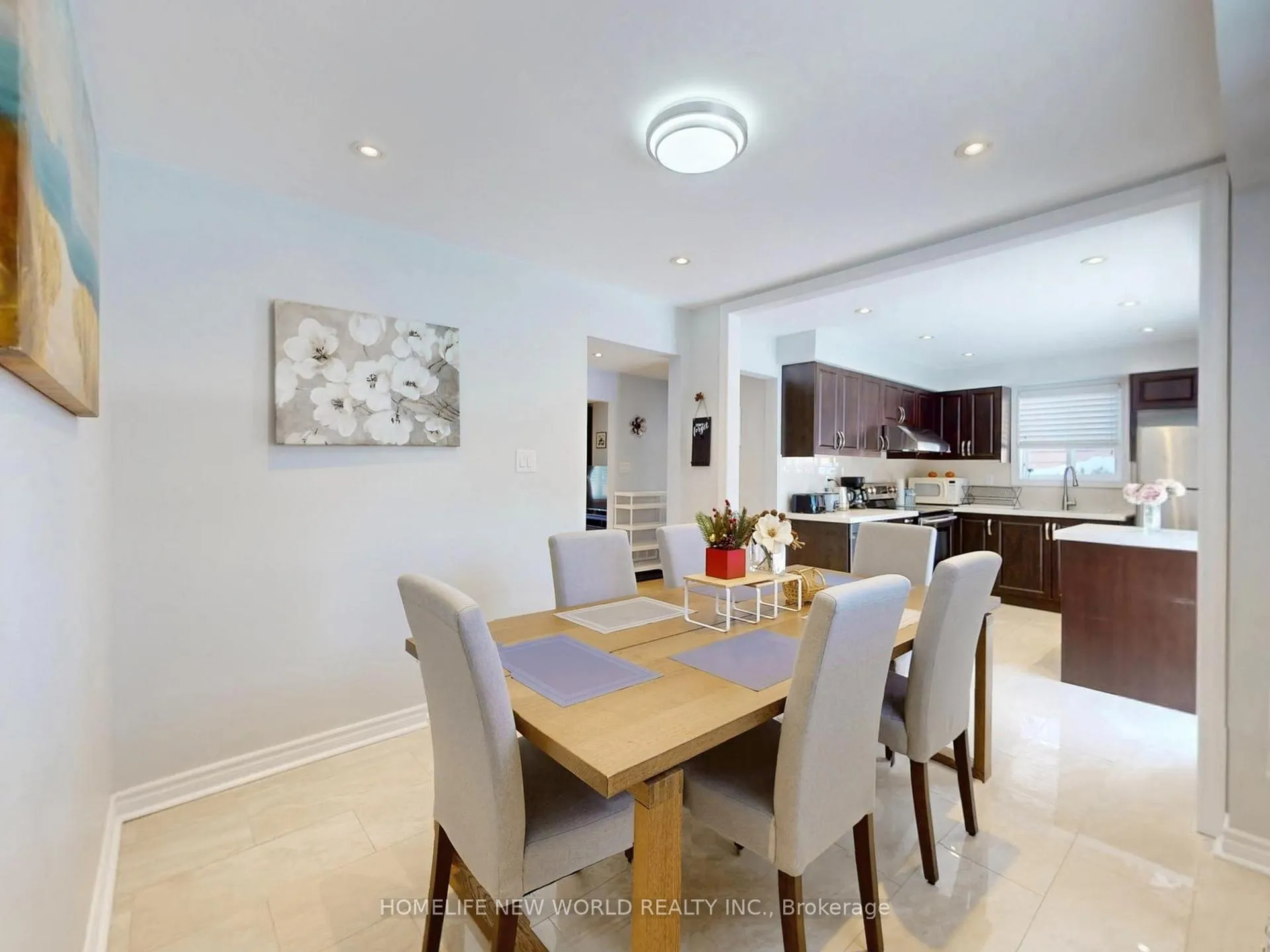 Photo 15 of 257 Cherokee Boulevard, North York, Pleasant View — HOMEH