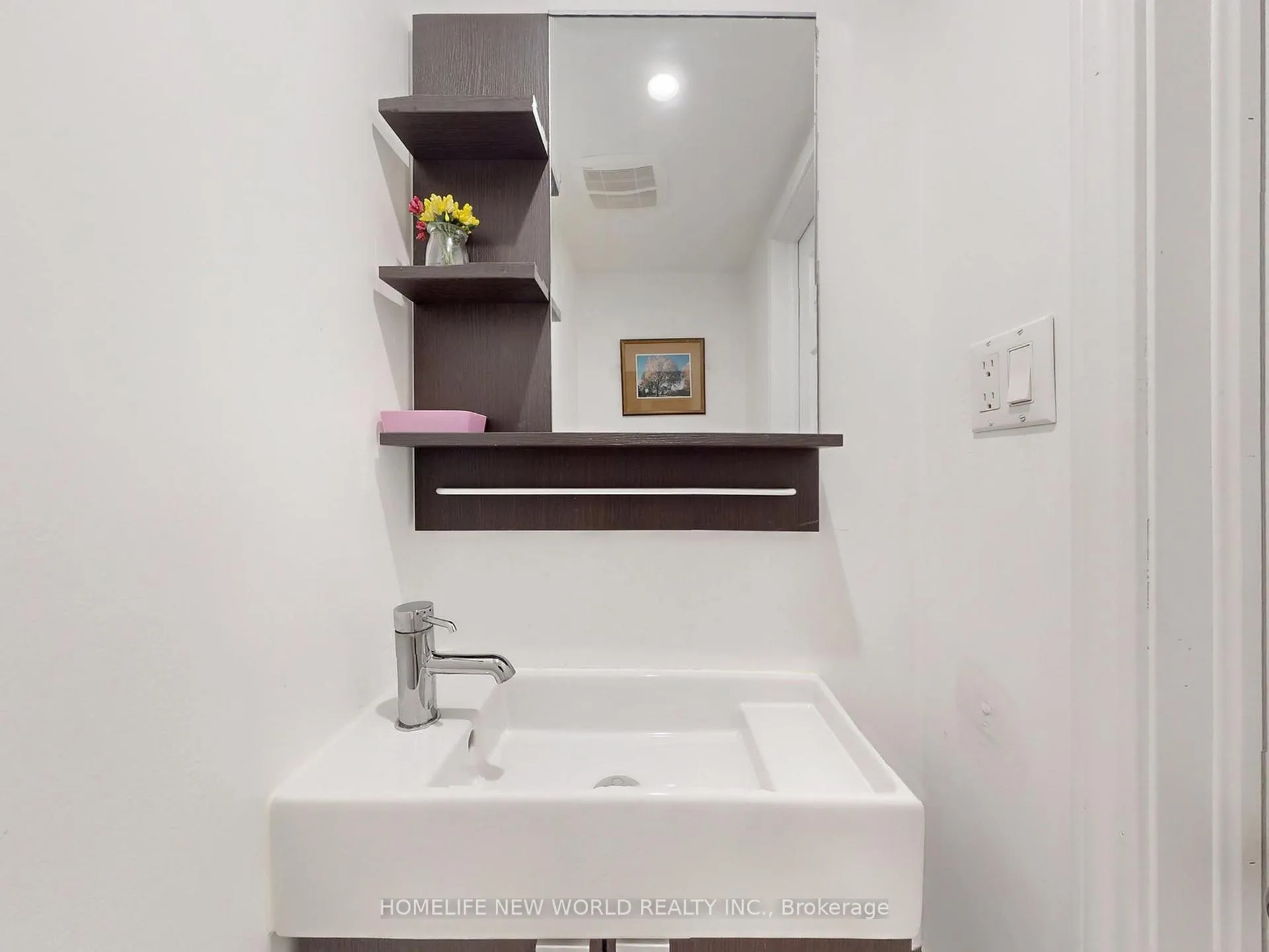 Photo 16 of 257 Cherokee Boulevard, North York, Pleasant View — HOMEH