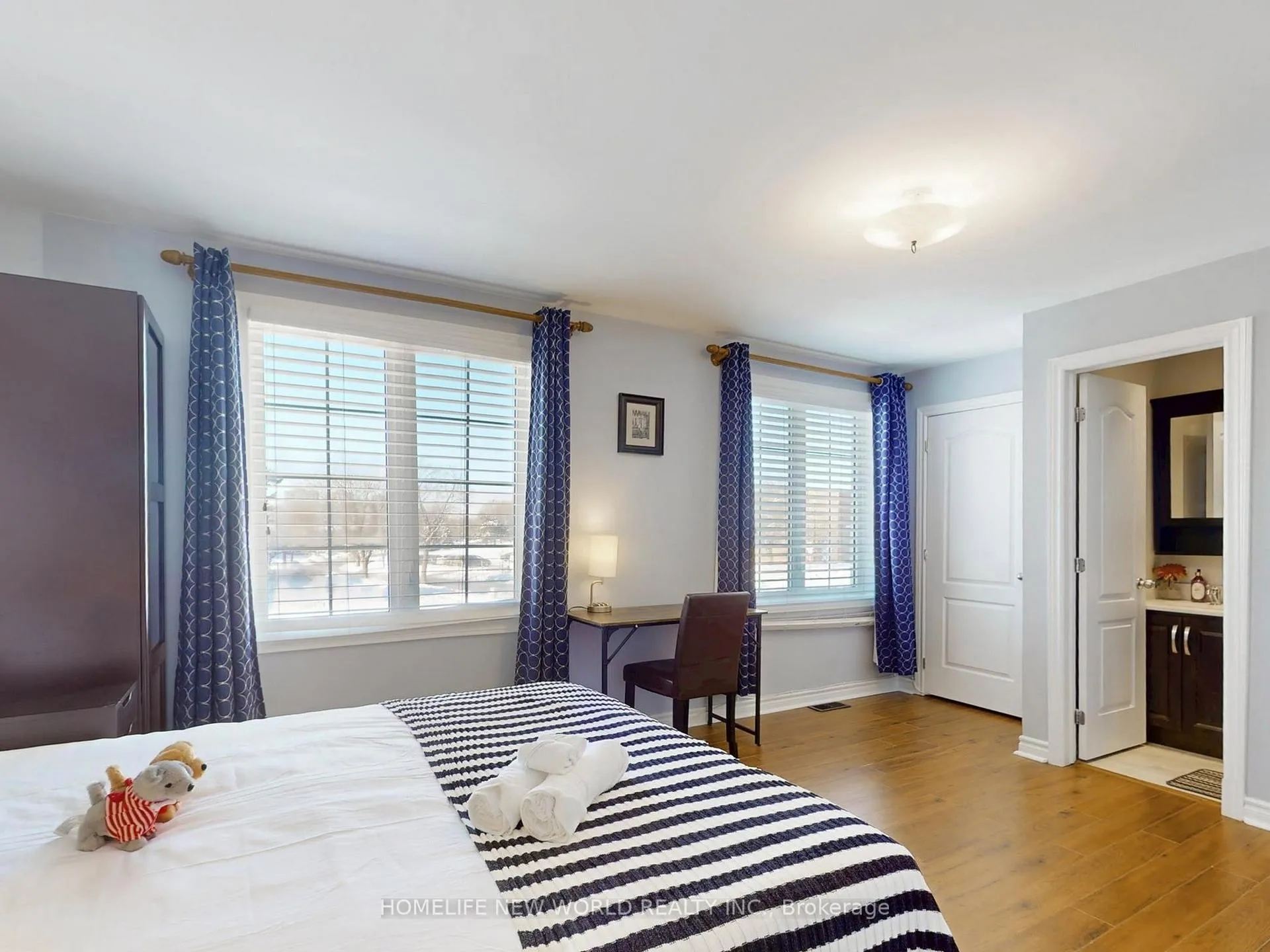 Photo 19 of 257 Cherokee Boulevard, North York, Pleasant View — HOMEH