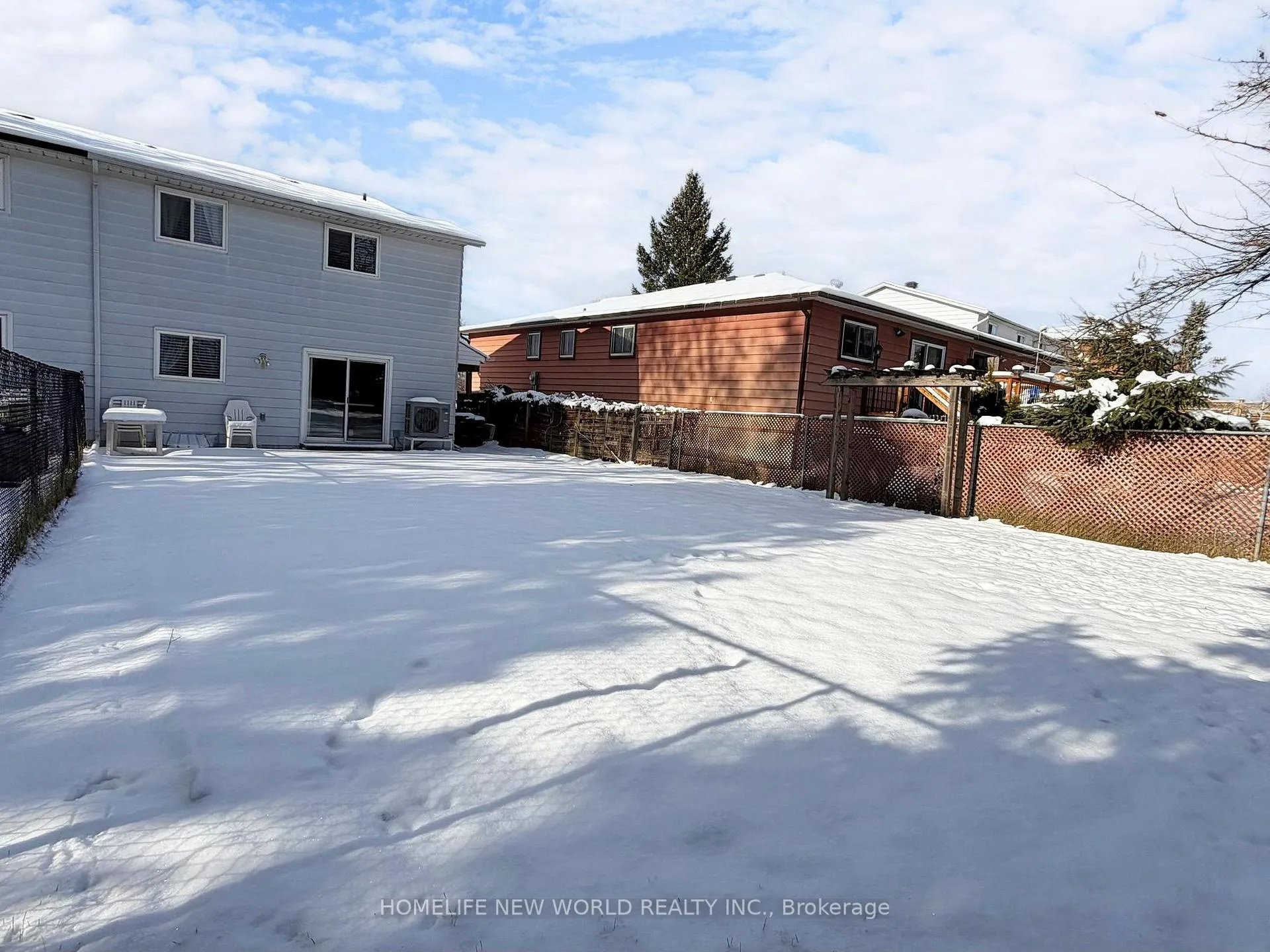 Photo 49 of 257 Cherokee Boulevard, North York, Pleasant View — HOMEH