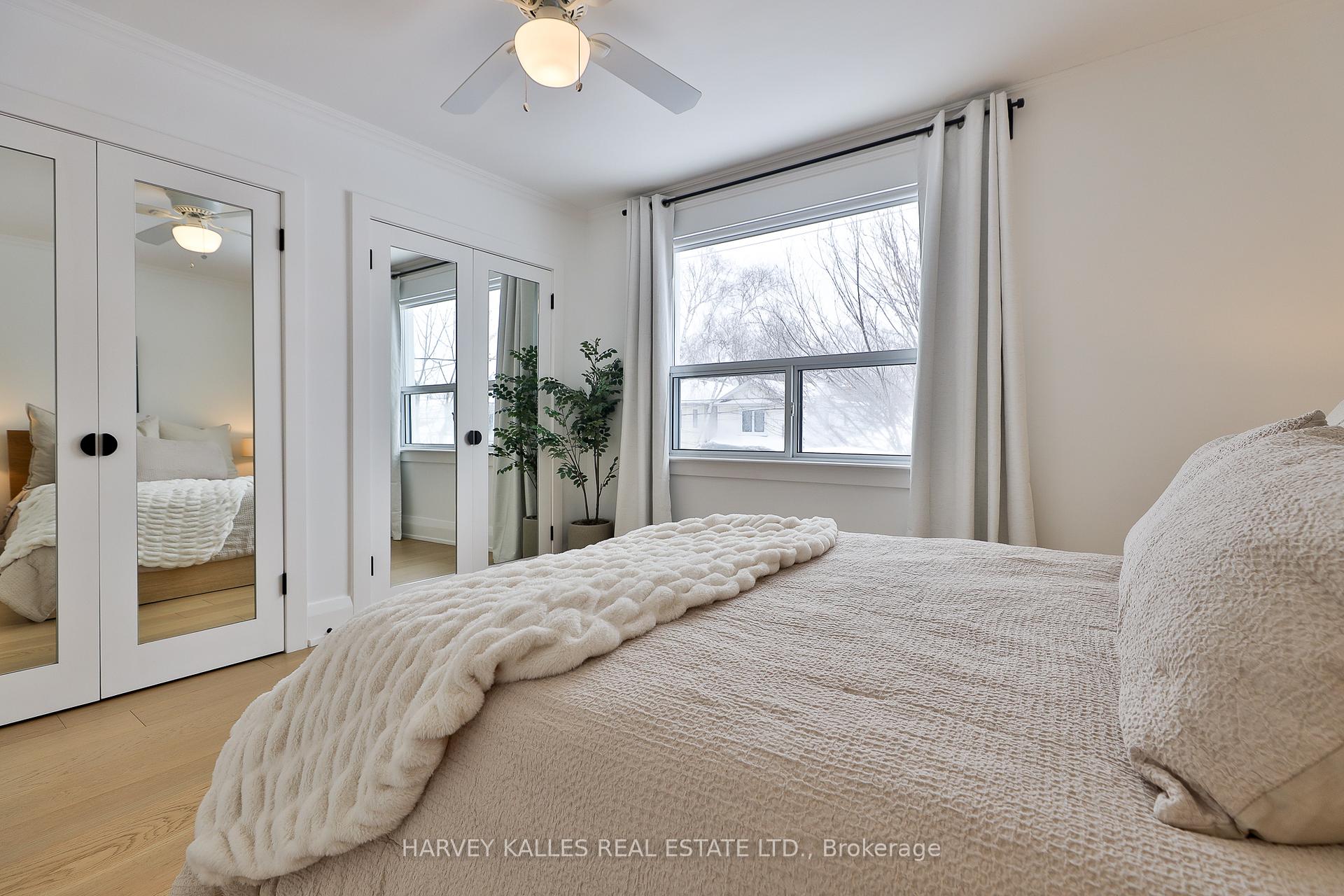 Photo 22 of 20 Crewe Avenue, Toronto, Woodbine-Lumsden — HOMEH