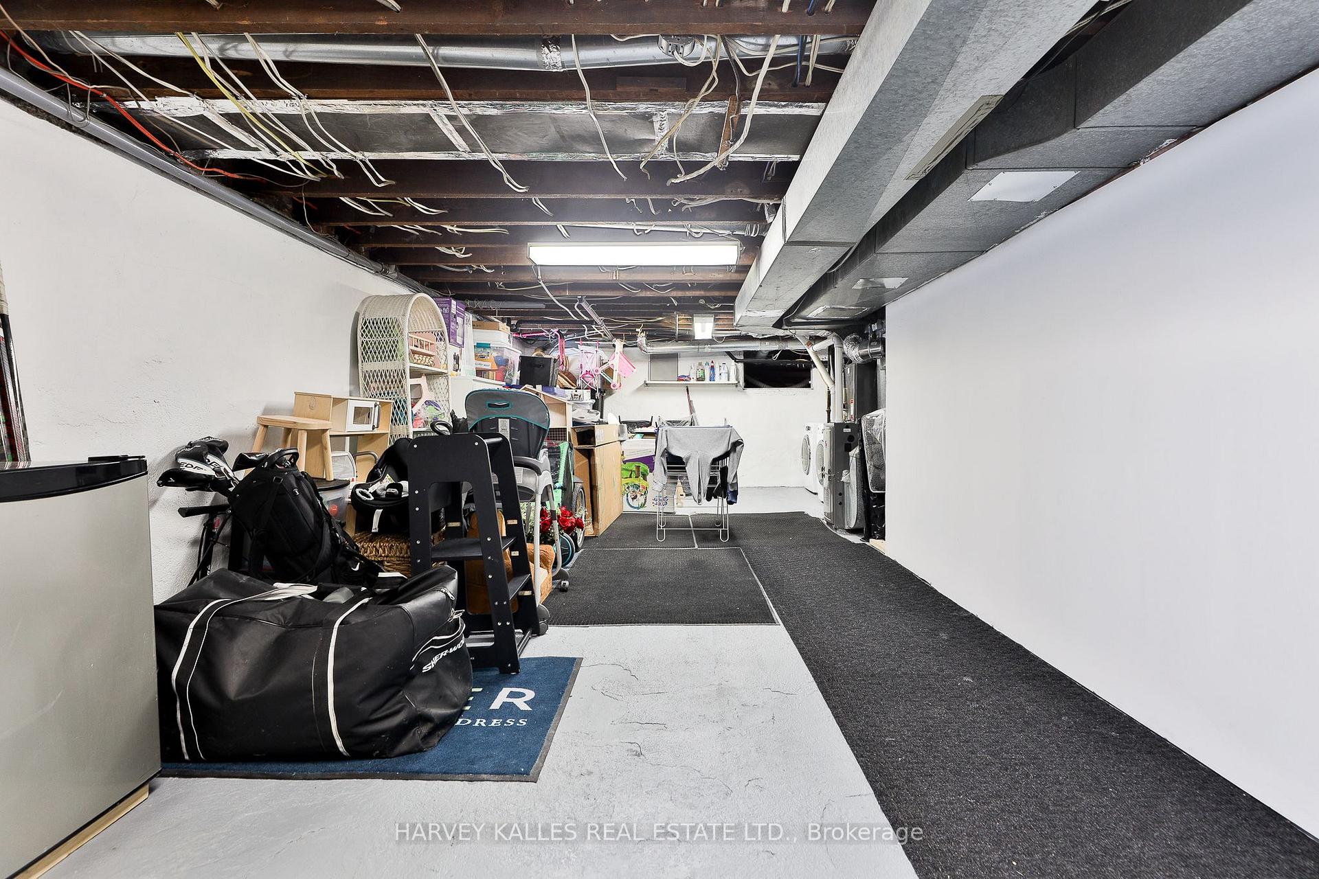 Photo 28 of 20 Crewe Avenue, Toronto, Woodbine-Lumsden — HOMEH