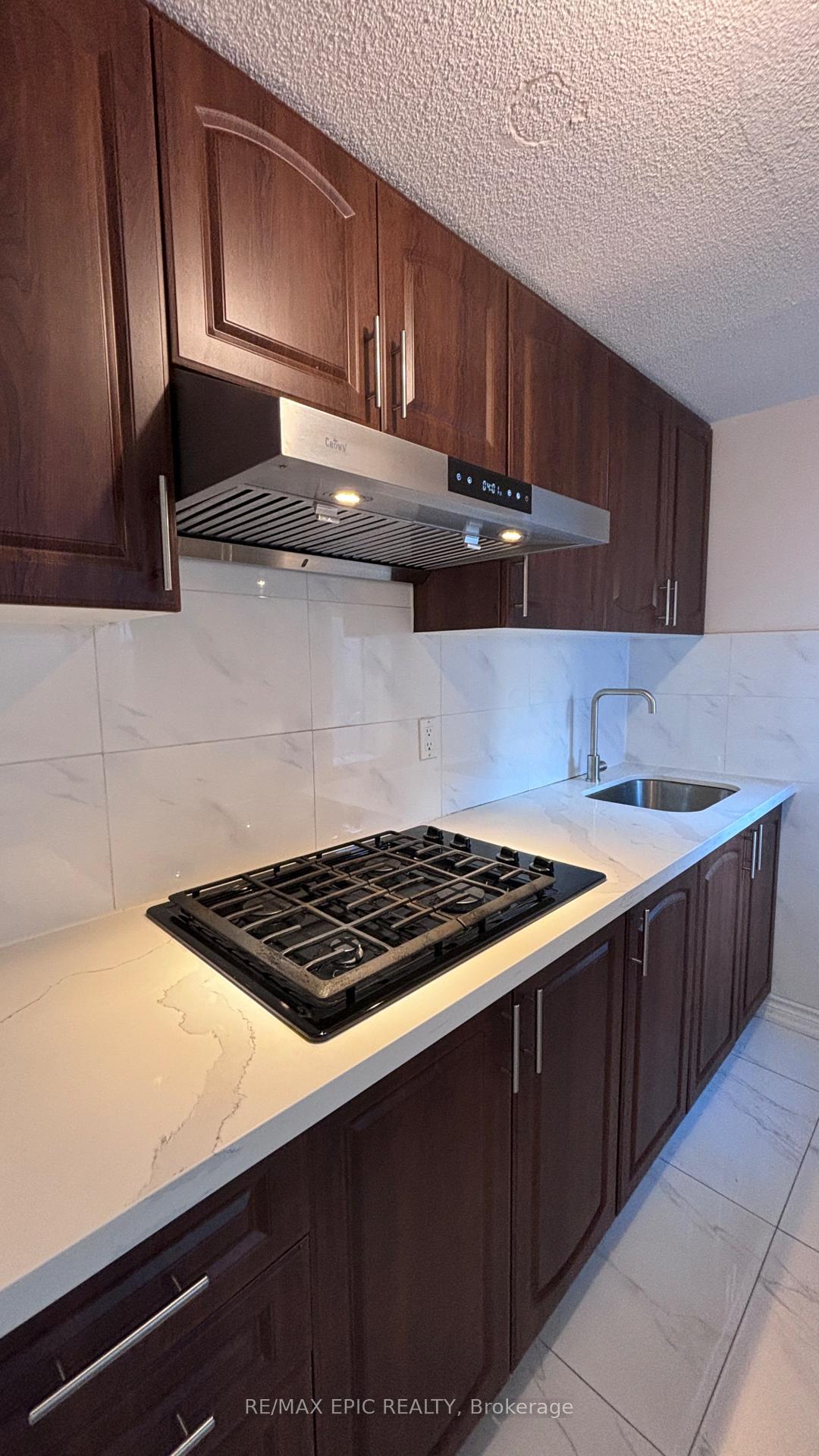 Photo 3 of Unit 2nd floor, 143 Markham Street, Toronto, Trinity-Bellwoods — HOMEH