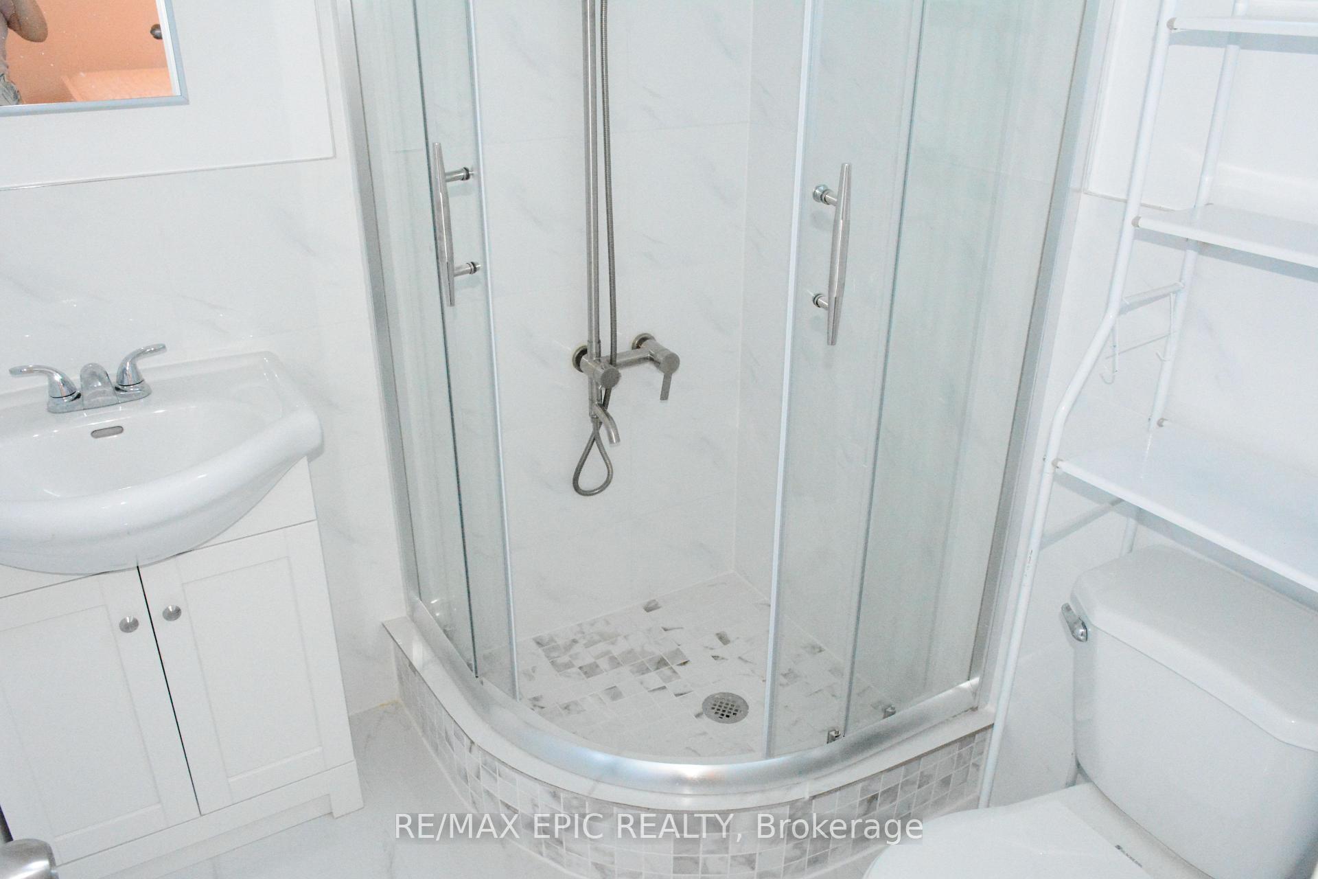 Photo 5 of Unit 2nd floor, 143 Markham Street, Toronto, Trinity-Bellwoods — HOMEH