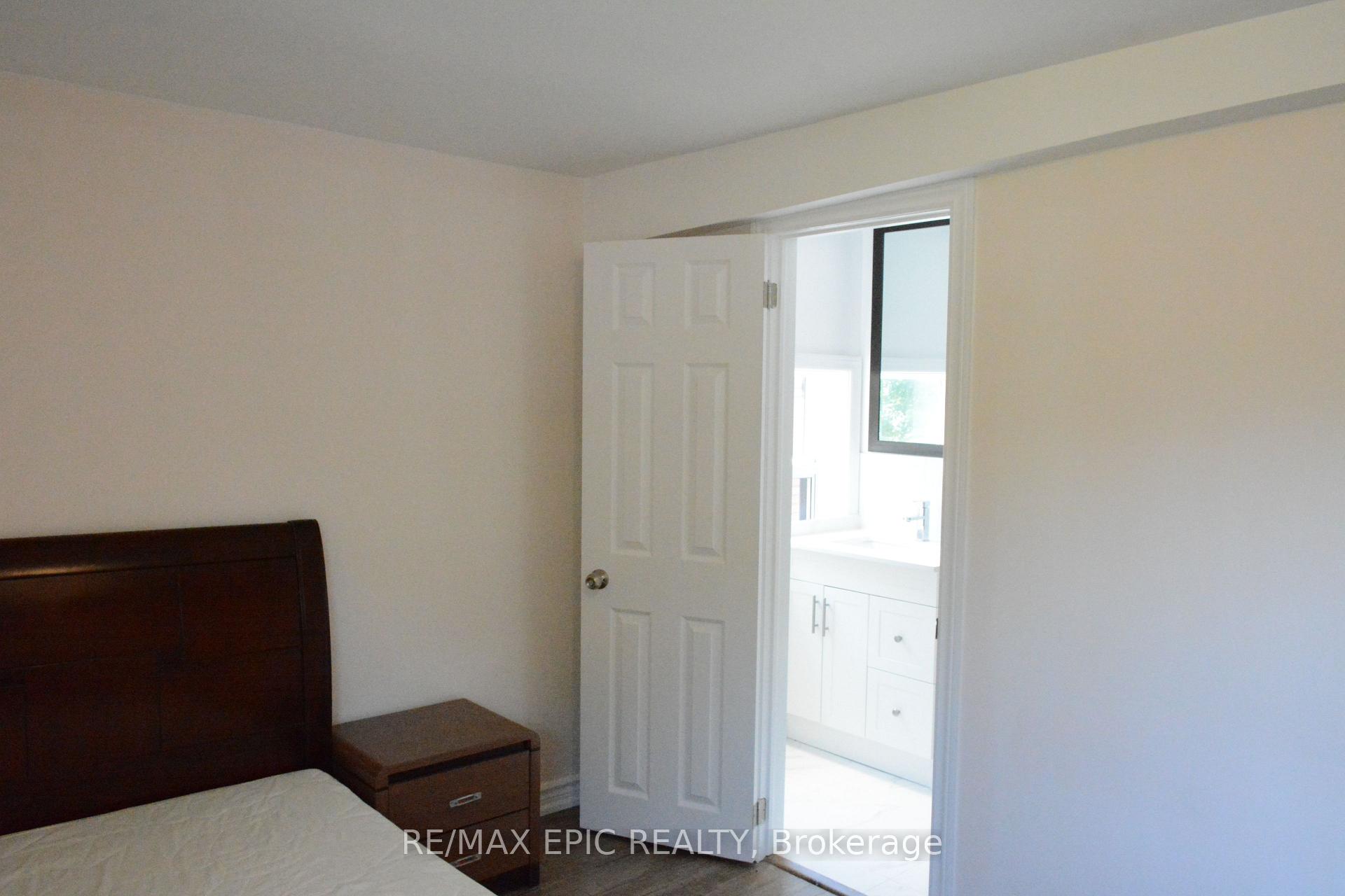 Photo 10 of Unit 2nd floor, 143 Markham Street, Toronto, Trinity-Bellwoods — HOMEH