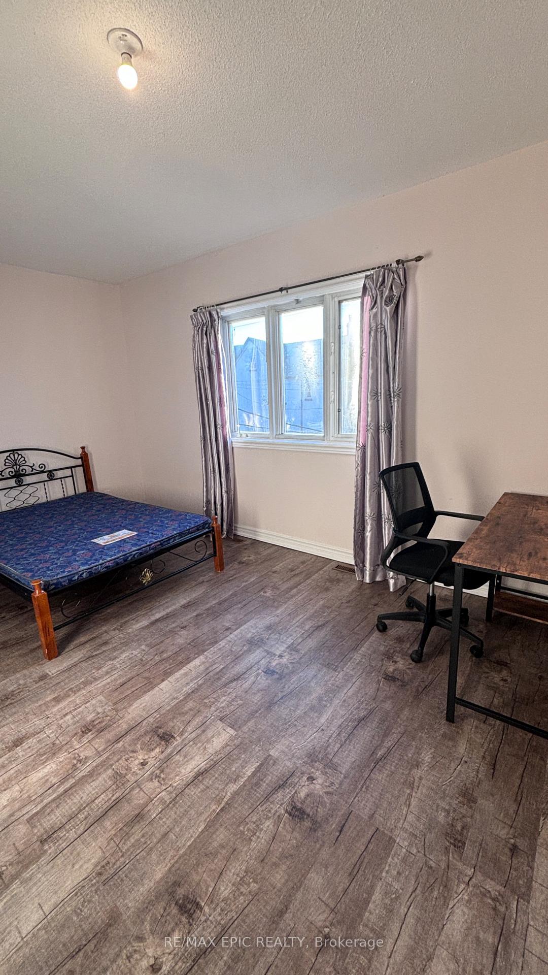 Photo 11 of Unit 2nd floor, 143 Markham Street, Toronto, Trinity-Bellwoods — HOMEH