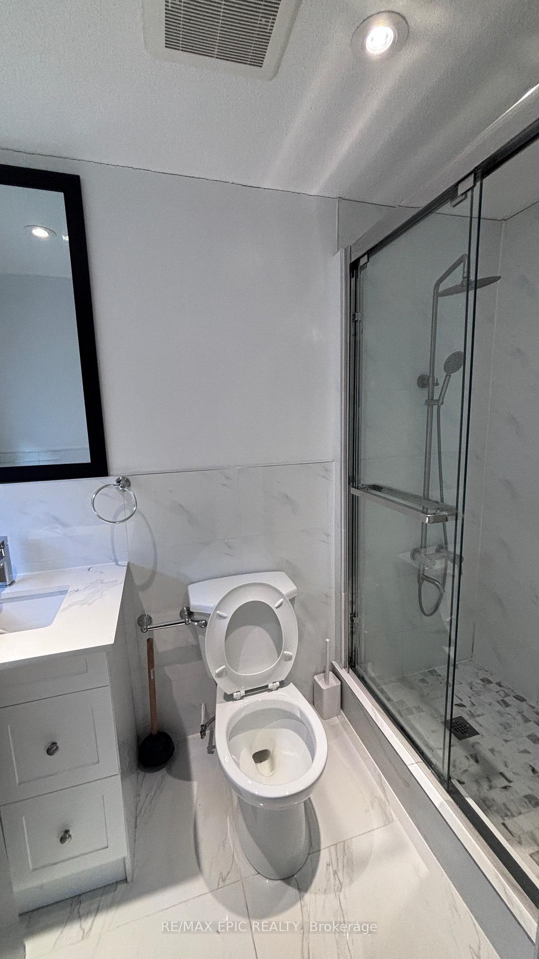 Photo 12 of Unit 2nd floor, 143 Markham Street, Toronto, Trinity-Bellwoods — HOMEH