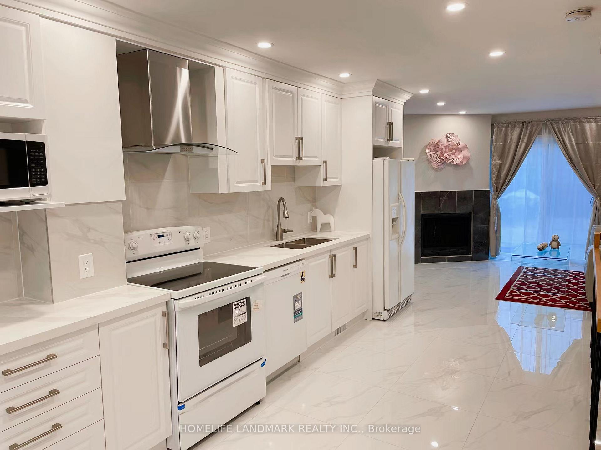 Photo 3 of 11A Lount Street E, Toronto, Greenwood-Coxwell — HOMEH