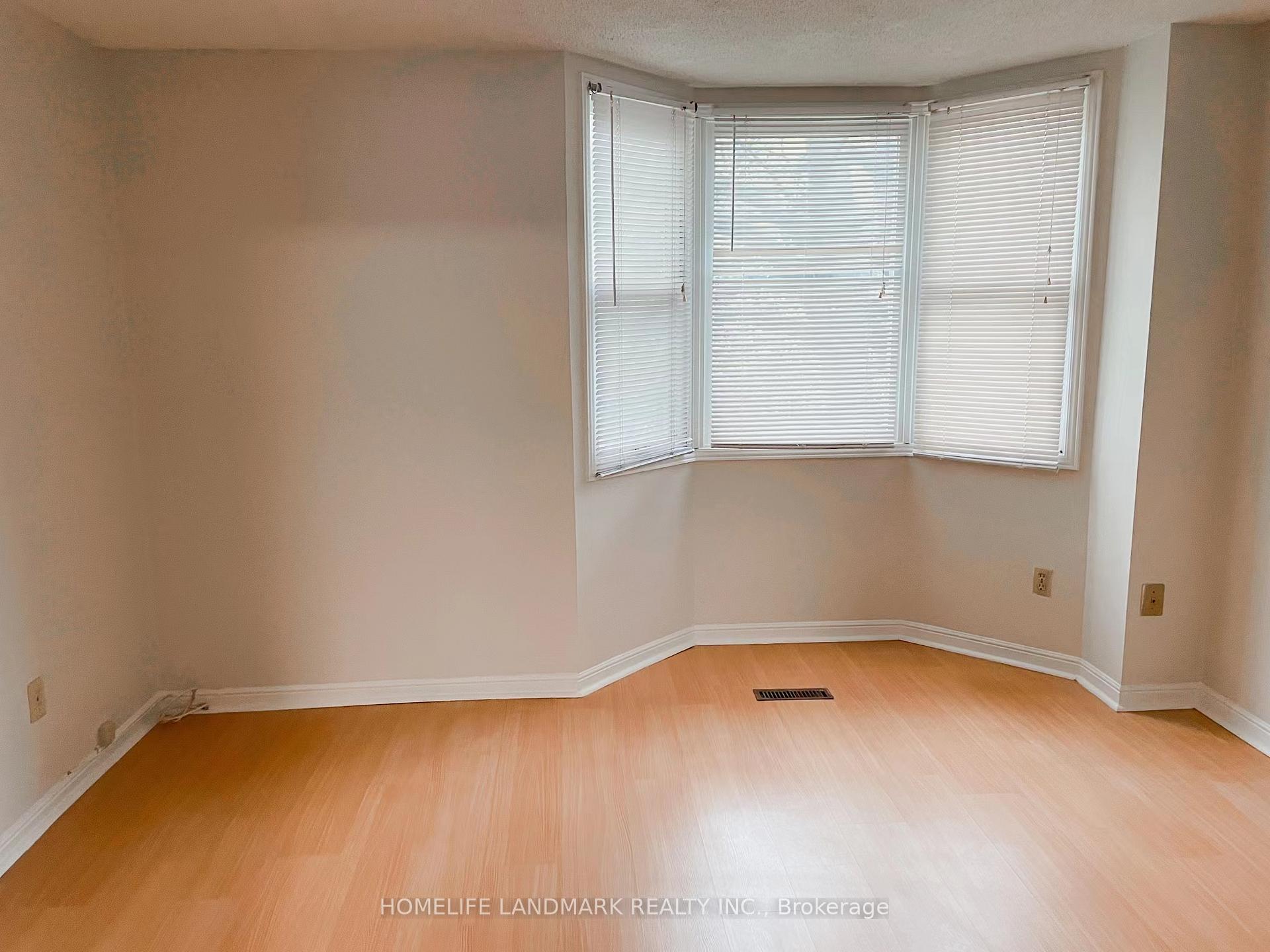Photo 17 of 11A Lount Street E, Toronto, Greenwood-Coxwell — HOMEH