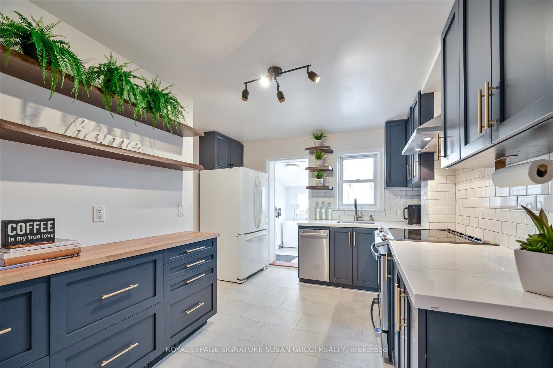 Photo 8 of 21 Rosevear Avenue, Toronto, Crescent Town — HOMEH
