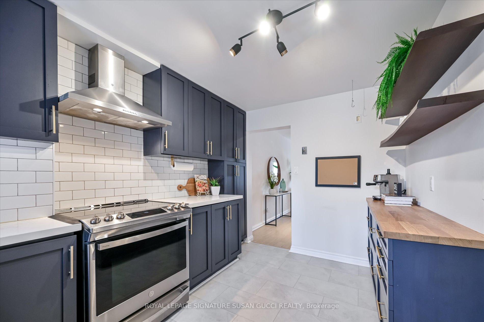 Photo 10 of 21 Rosevear Avenue, Toronto, Crescent Town — HOMEH