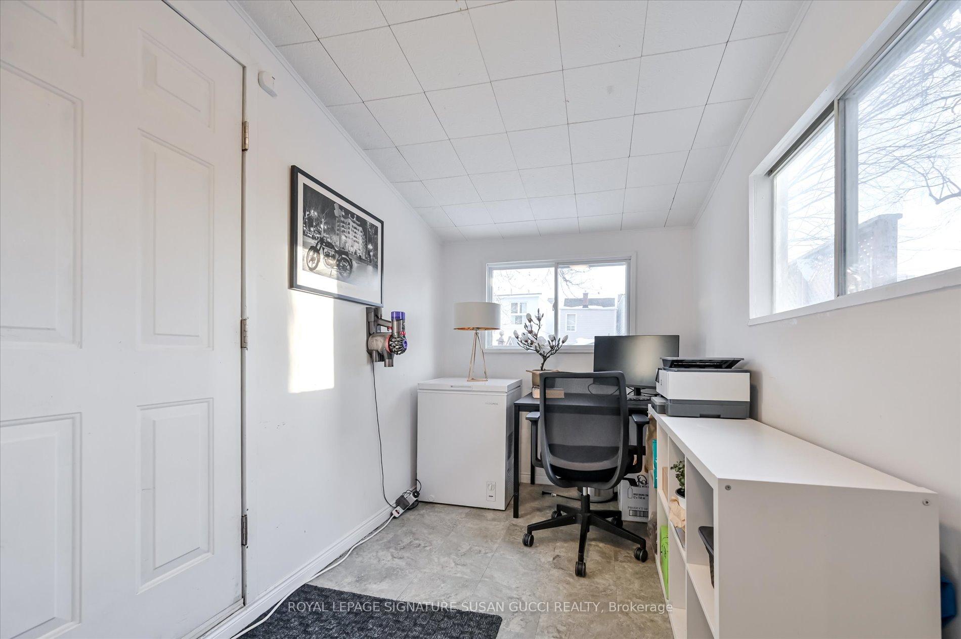 Photo 11 of 21 Rosevear Avenue, Toronto, Crescent Town — HOMEH