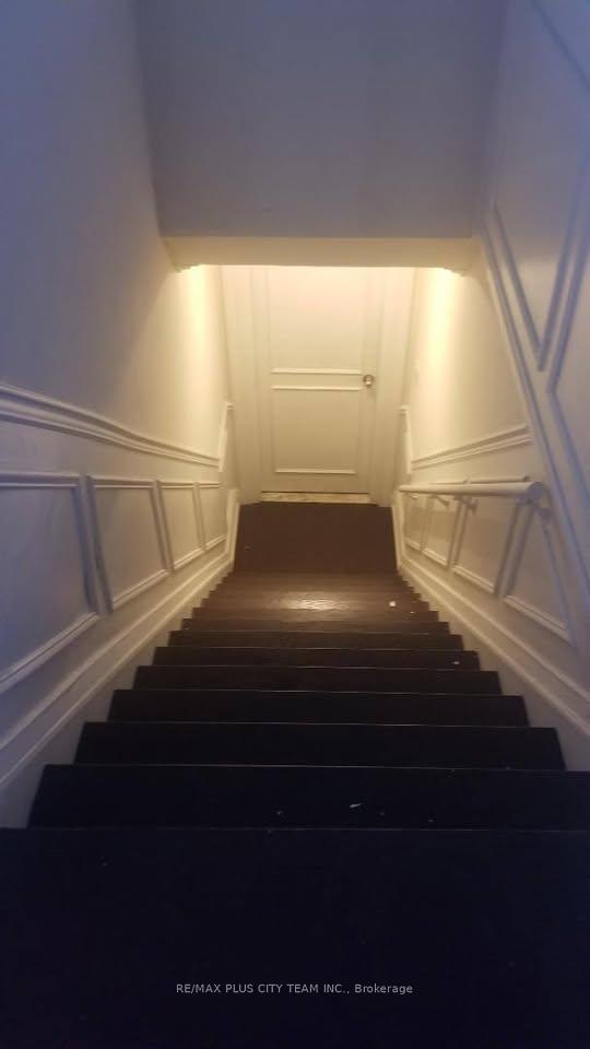 Photo 10 of Unit 2, 1745 Bathurst Street, Toronto, Forest Hill South — HOMEH