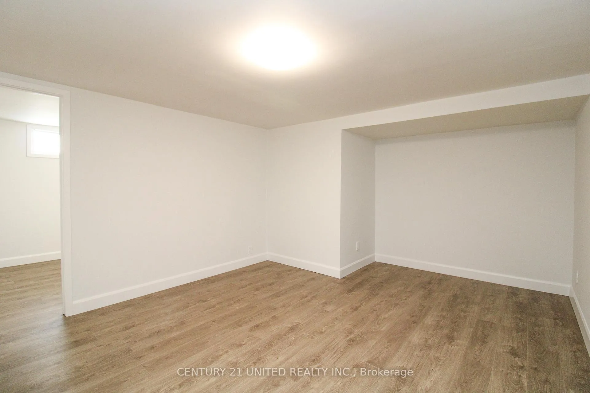Photo 30 of 611 Ashburnham Drive, Peterborough, Ashburnham Ward 4 — HOMEH