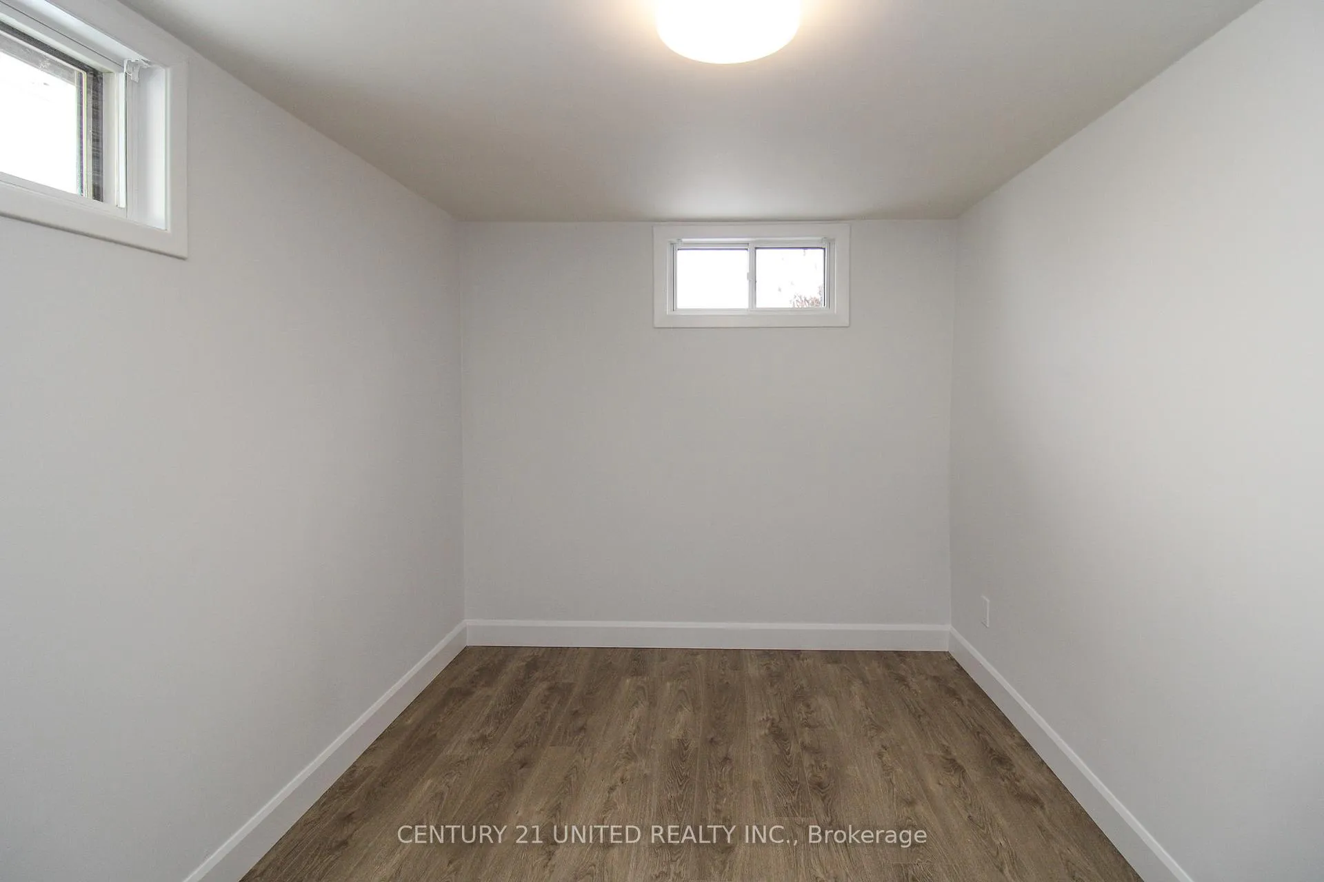 Photo 34 of 611 Ashburnham Drive, Peterborough, Ashburnham Ward 4 — HOMEH