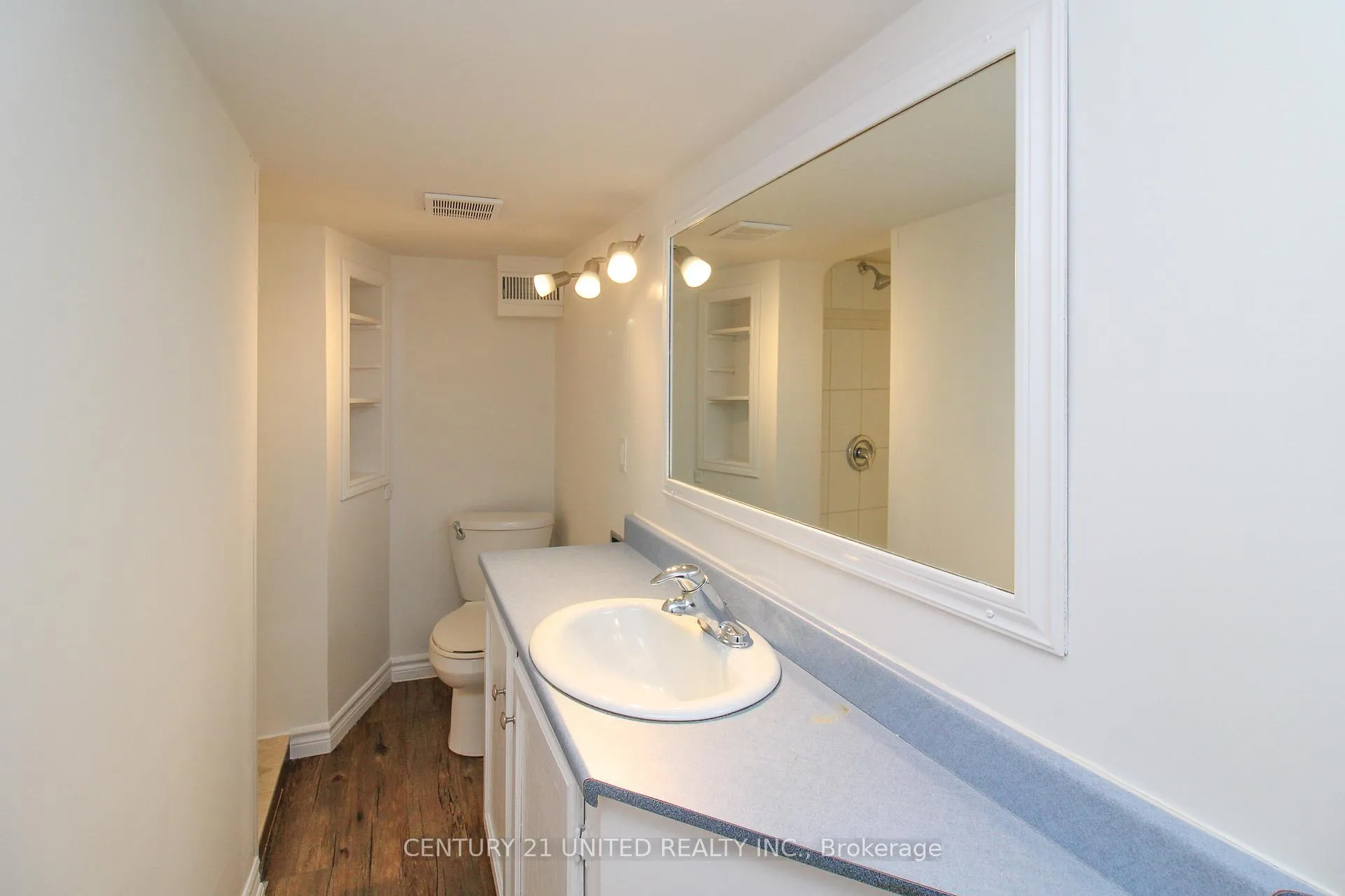 Photo 36 of 611 Ashburnham Drive, Peterborough, Ashburnham Ward 4 — HOMEH
