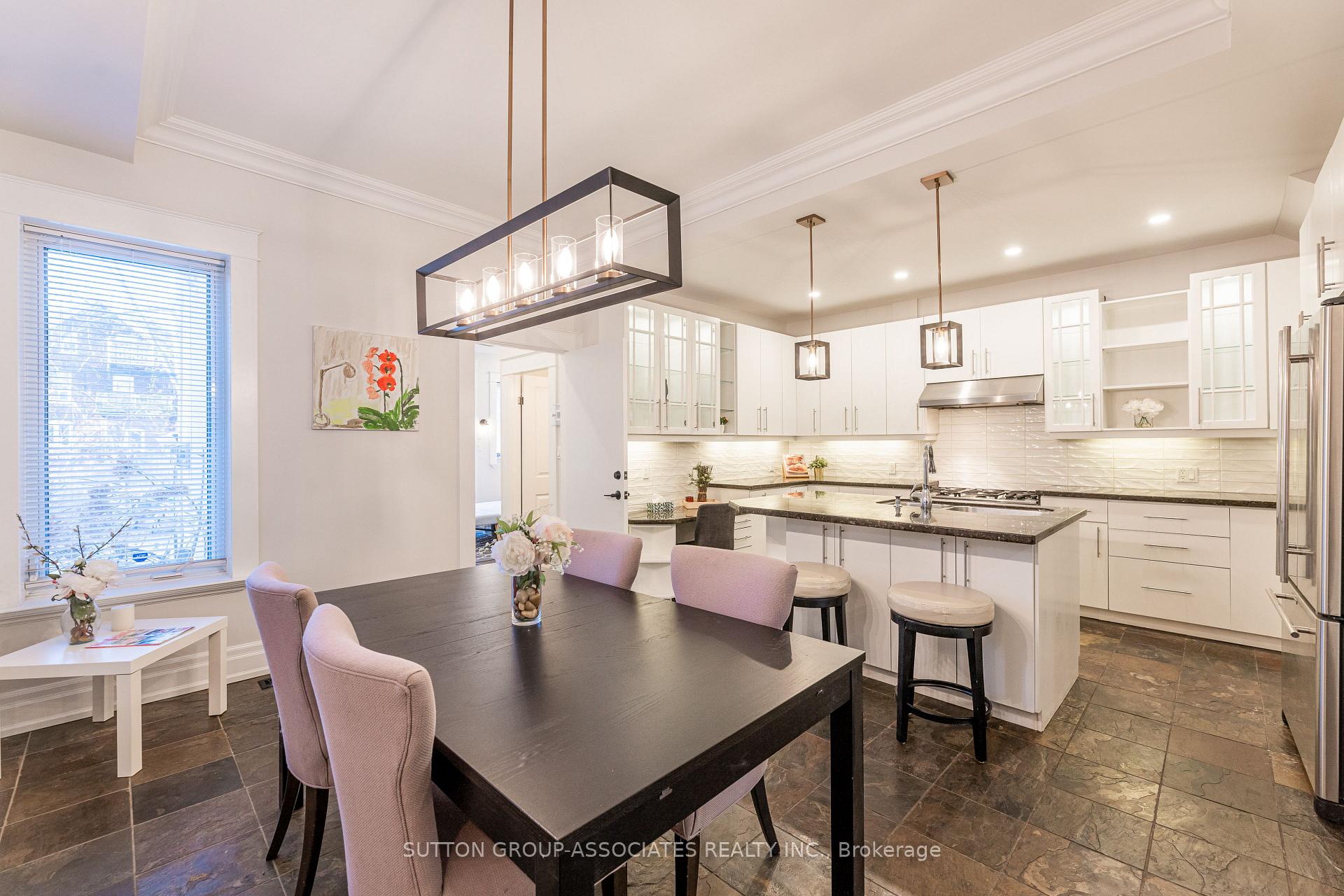 Photo 11 of Unit Main, 672 Huron Street, Toronto, The Annex — HOMEH