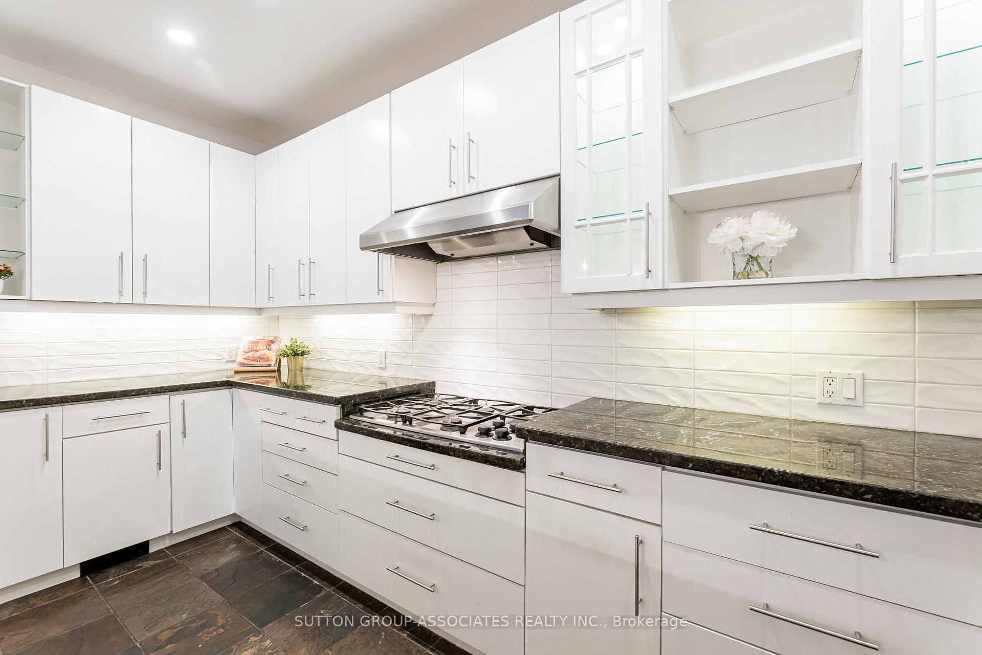 Photo 16 of Unit Main, 672 Huron Street, Toronto, The Annex — HOMEH