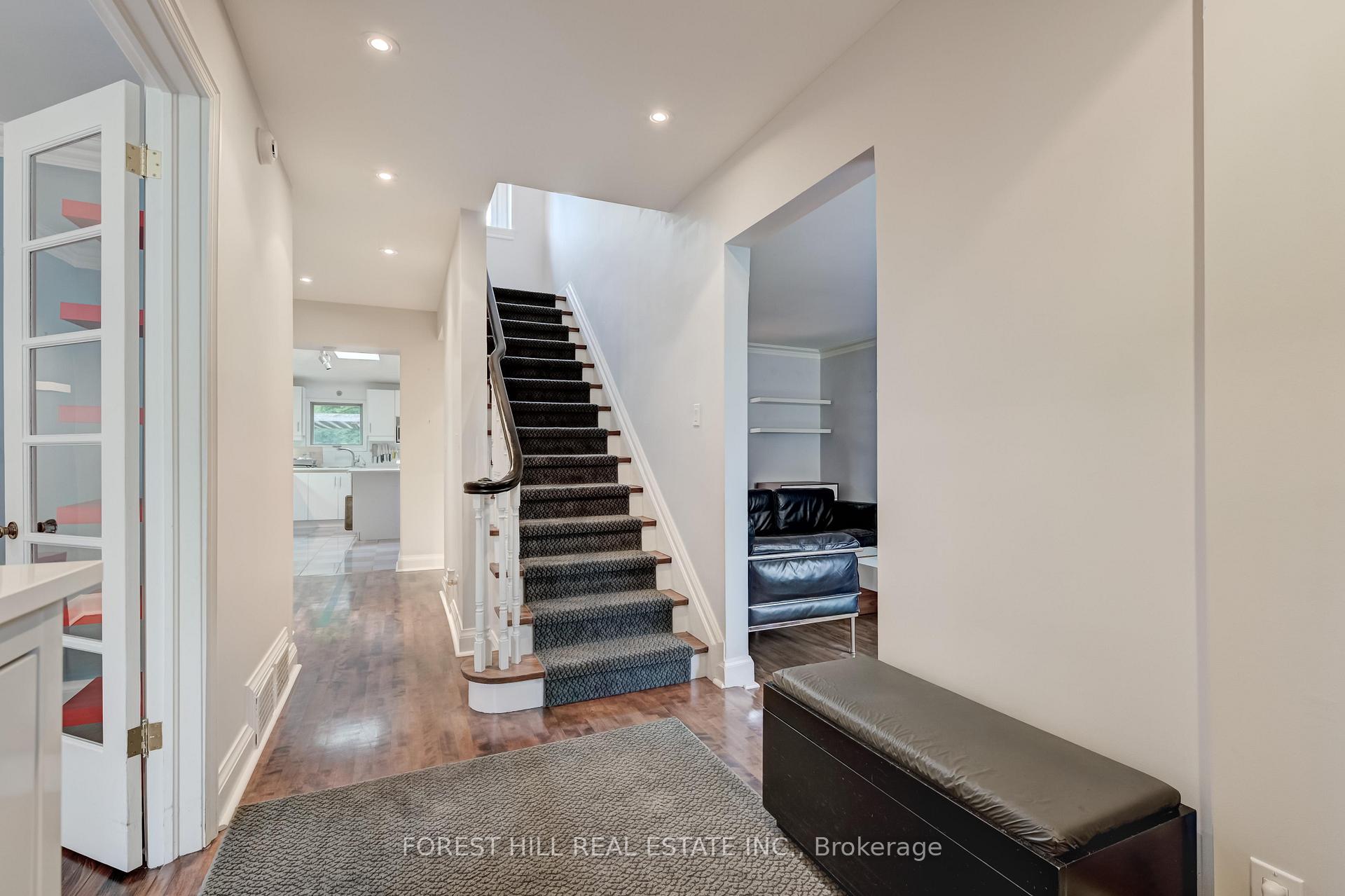 Photo 4 of 112 Dewbourne Avenue, Toronto, Humewood-Cedarvale — HOMEH