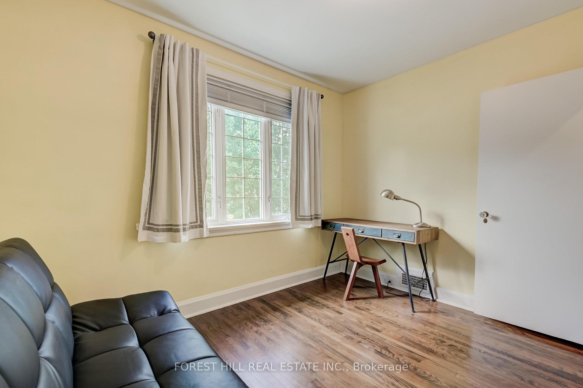 Photo 15 of 112 Dewbourne Avenue, Toronto, Humewood-Cedarvale — HOMEH