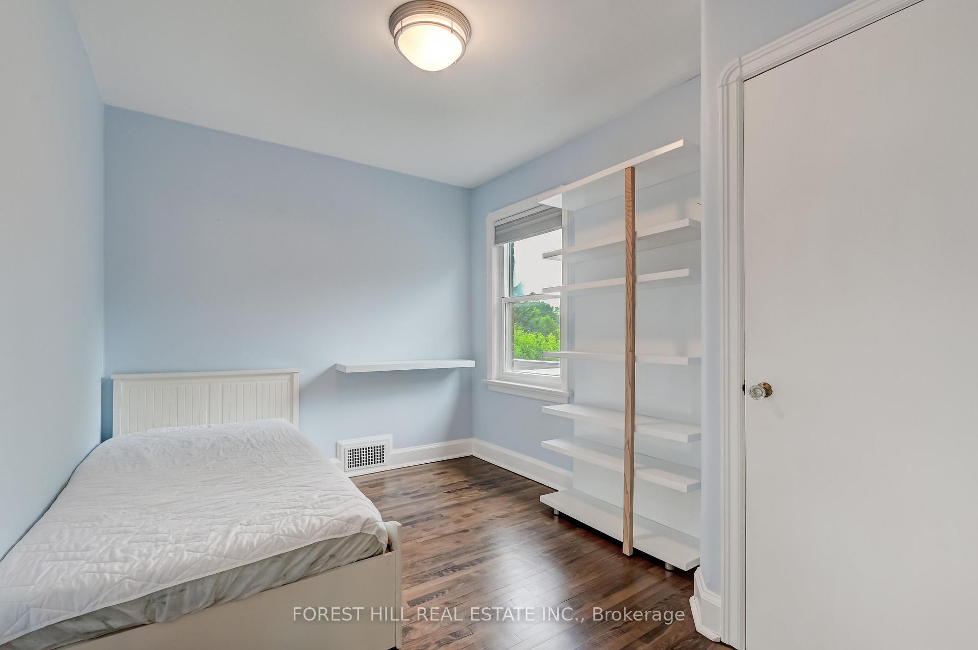 Photo 19 of 112 Dewbourne Avenue, Toronto, Humewood-Cedarvale — HOMEH