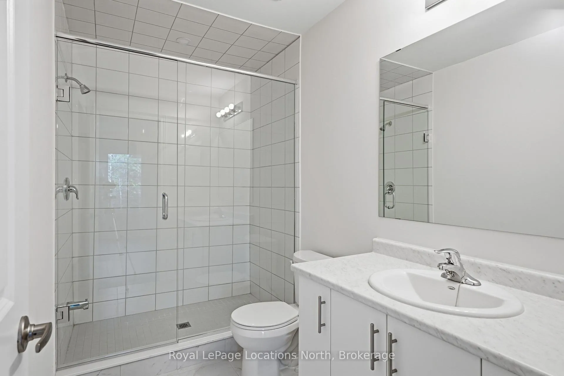 Photo 11 of 78 Winters Crescent, Collingwood — HOMEH
