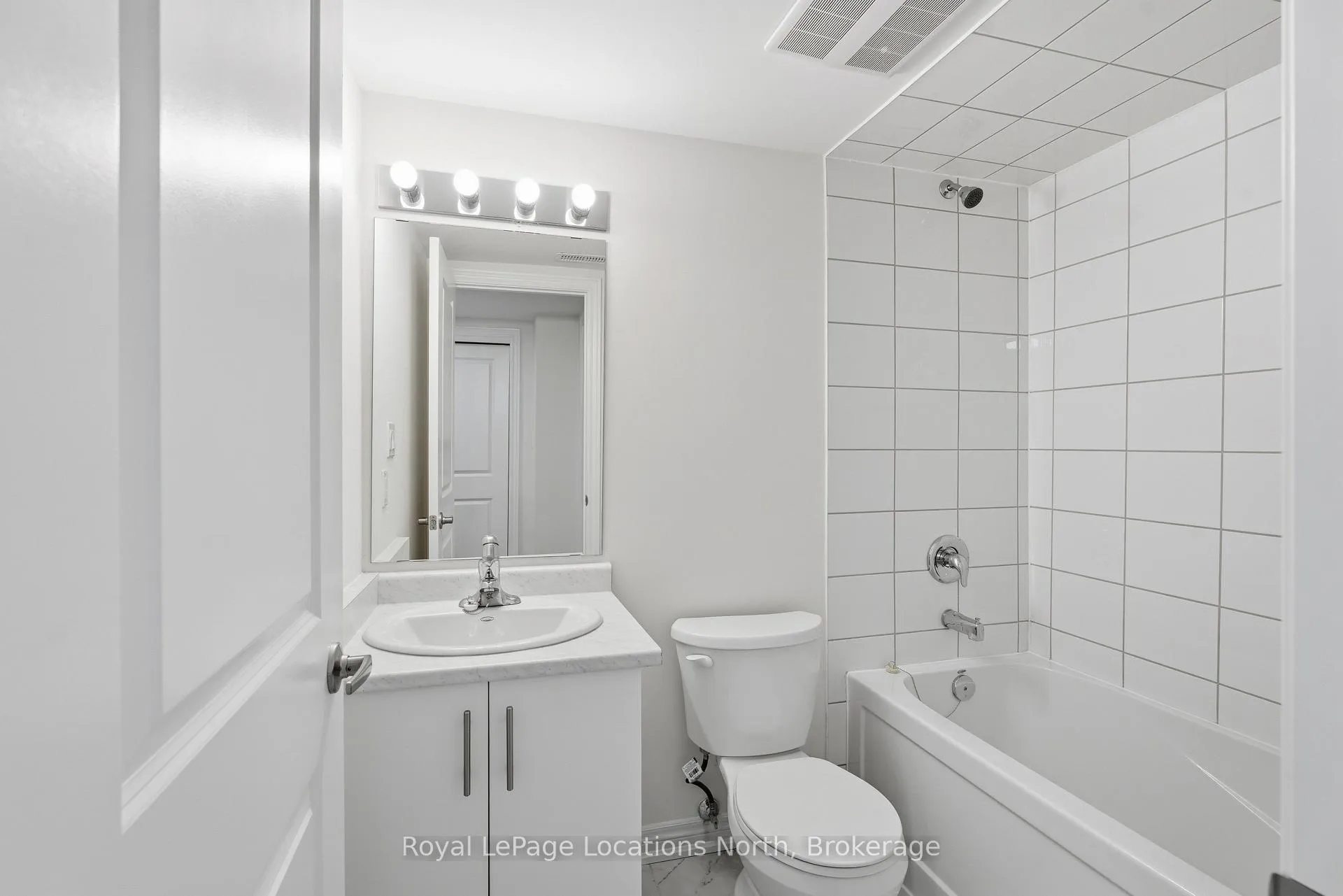 Photo 18 of 78 Winters Crescent, Collingwood — HOMEH