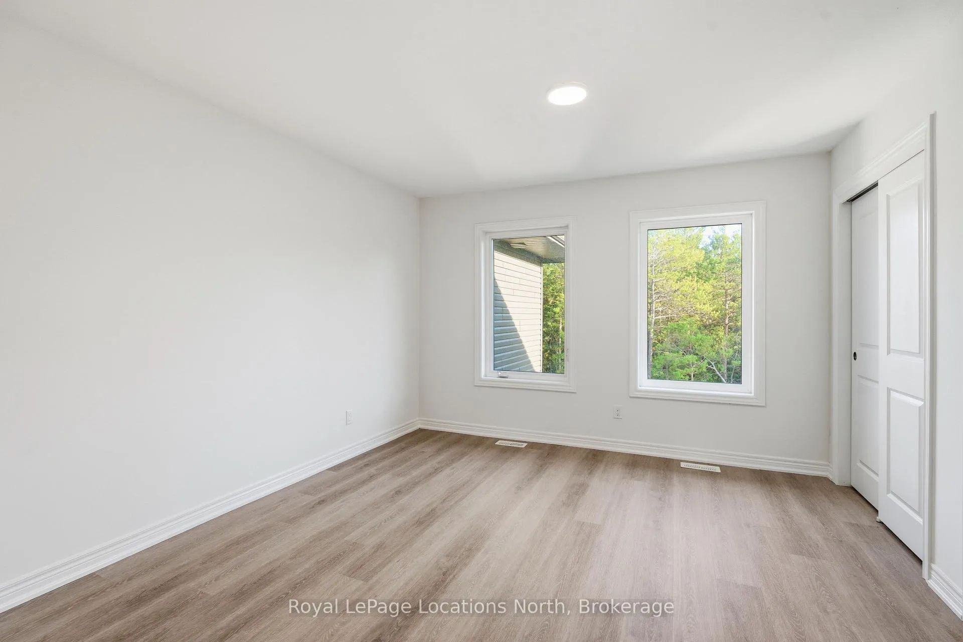 Photo 23 of 78 Winters Crescent, Collingwood — HOMEH