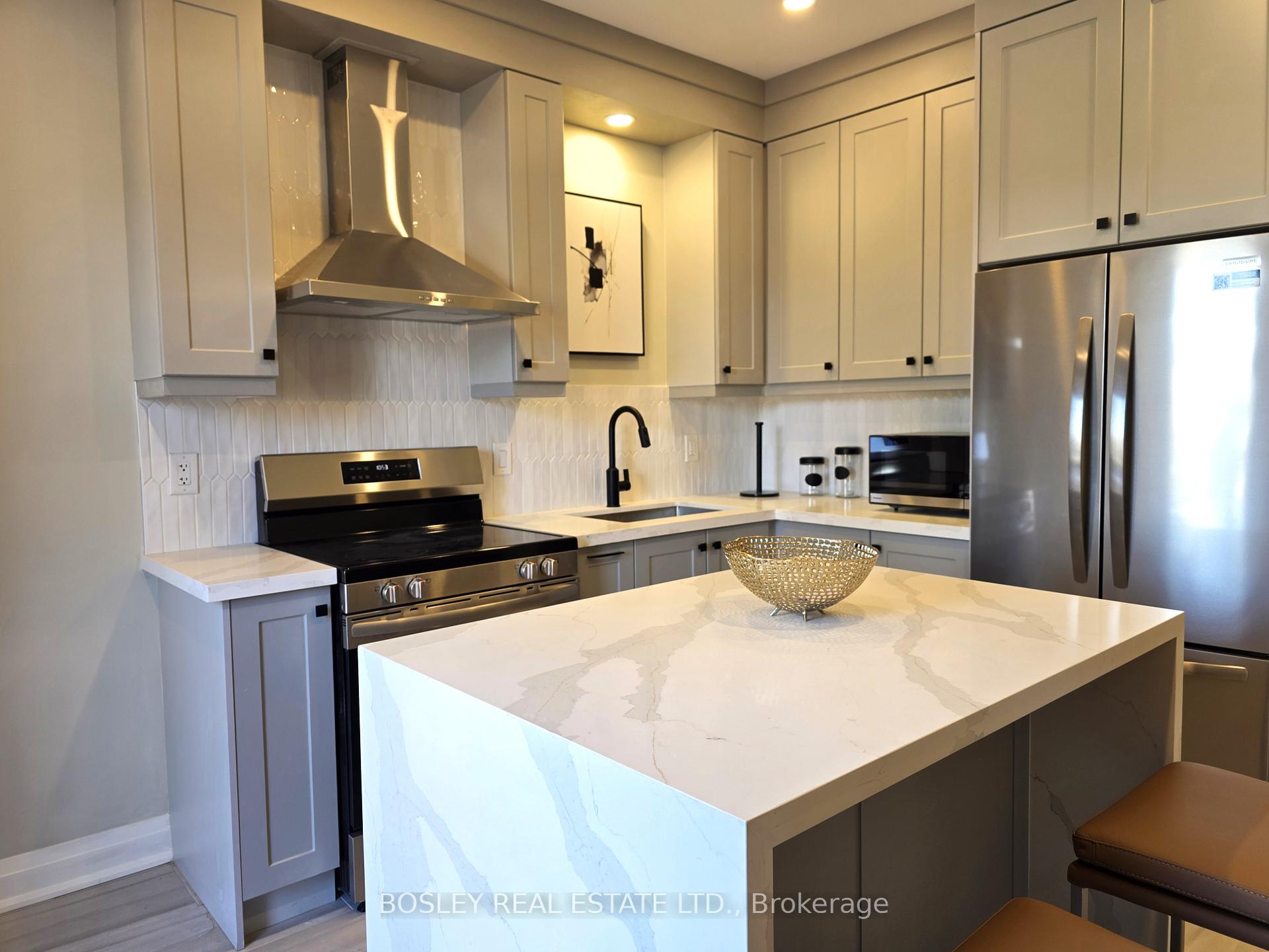 Photo 3 of 1132 Queen Street W, Toronto, Little Portugal — HOMEH