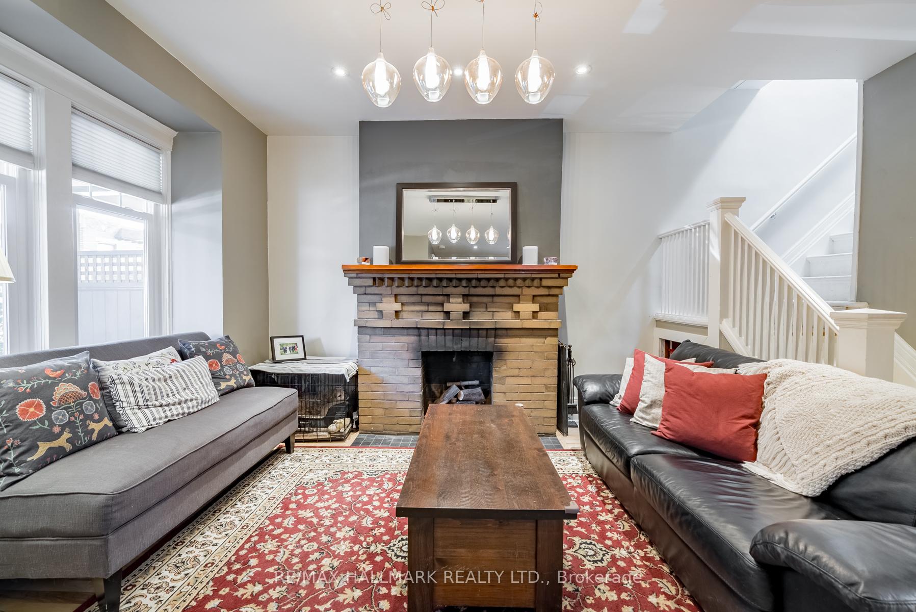 Photo 4 of 136 Monarch Park Avenue, Toronto, Danforth — HOMEH